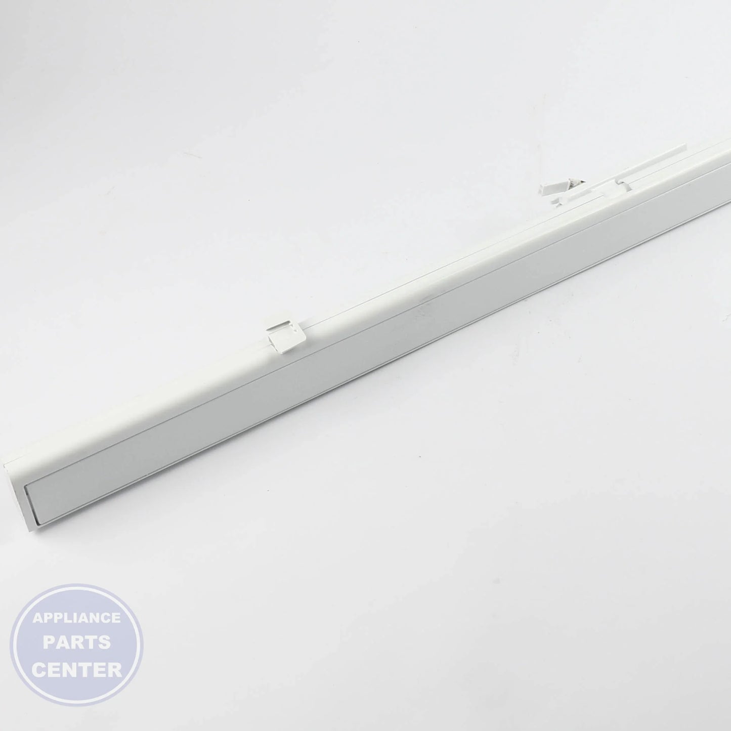 WPL RAIL-MULLN WP12722815W - Installation in specific model showing mounting points