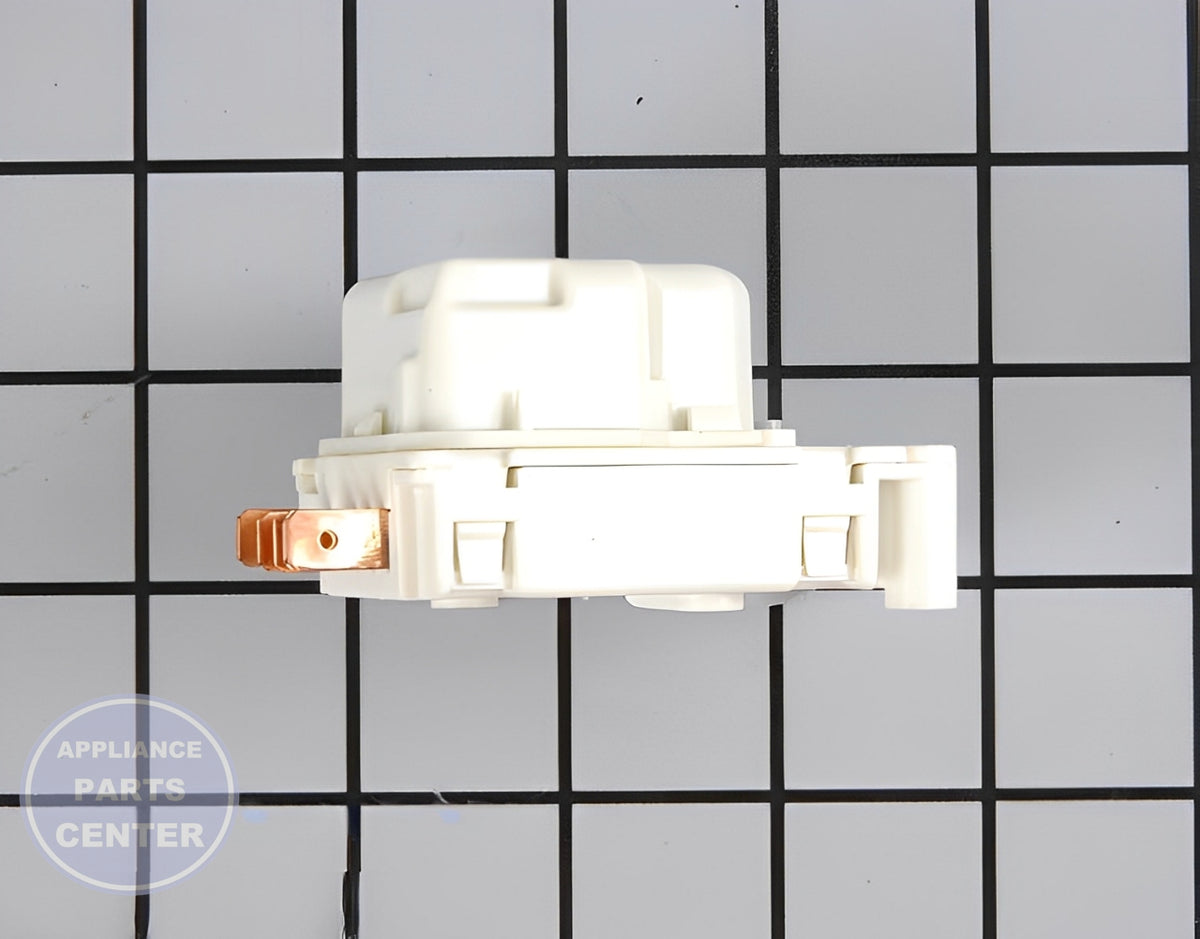 WHIRLPOOL DEFROST TIMER WP2183400 - Detailed view of Circuit Board & Timer technical details