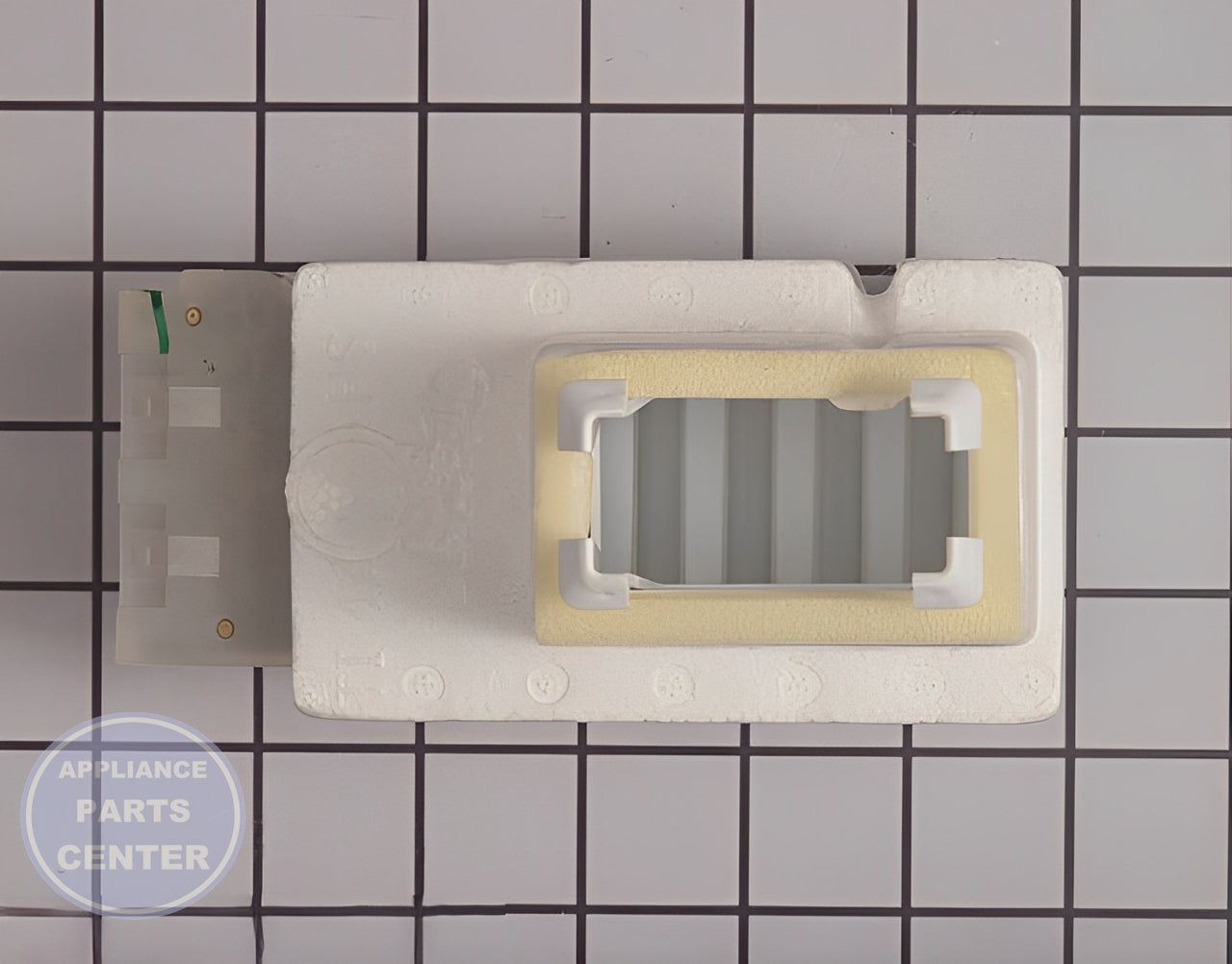 WHIRLPOOL REFRIGERATOR AIR DIFFUSER ASSEMBLY WP2209751 - Main view showing precise temperature control for Whirlpool refrigerators