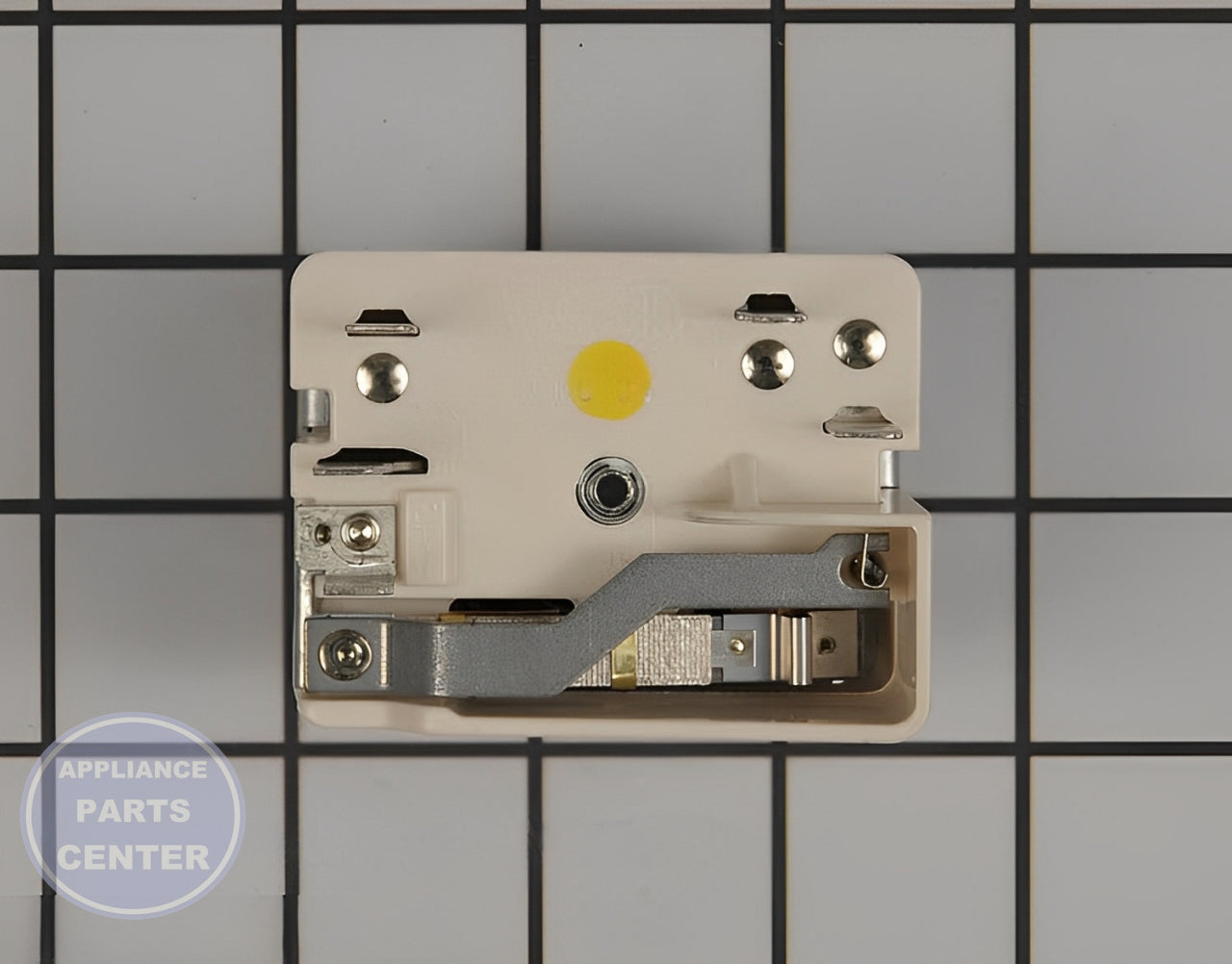 WHIRLPOOL OVEN INFINITE SWITCH WP3148952 - Side view with precise measurements