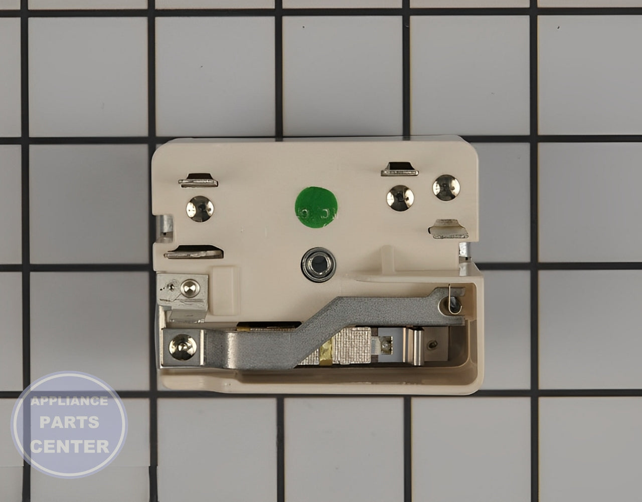 WHIRLPOOL OVEN INFINITE SWITCH WP3148953 - Side view with precise control specs