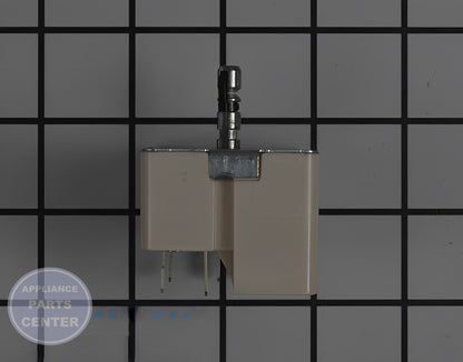 WHIRLPOOL OVEN SURFACE ELEMENT SWITCH WP3149404 - Installation in WPL Range displaying key mounting points