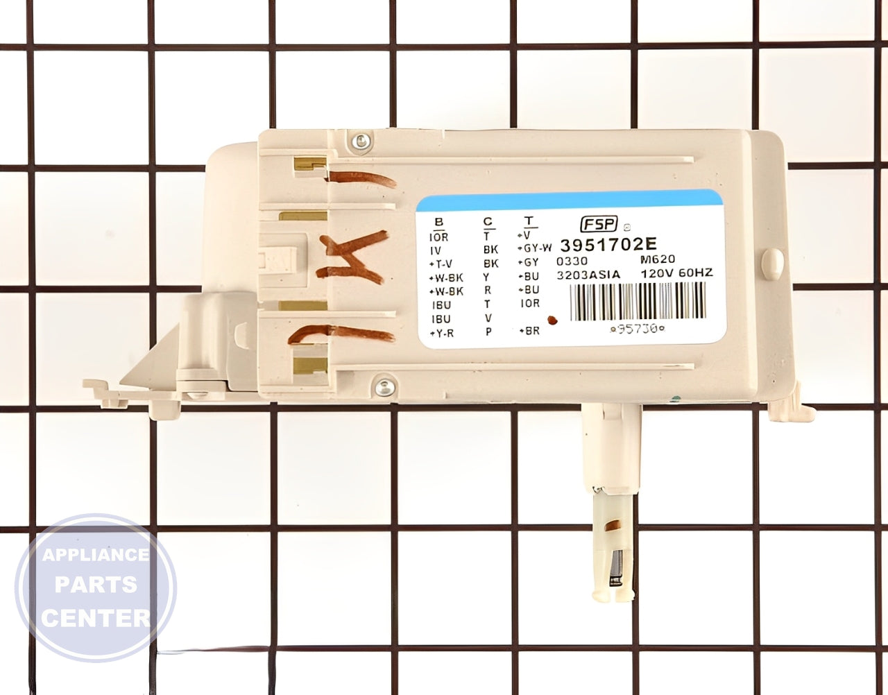 WHIRLPOOL TIMER WP3951702 - Detailed view of circuit board and timer