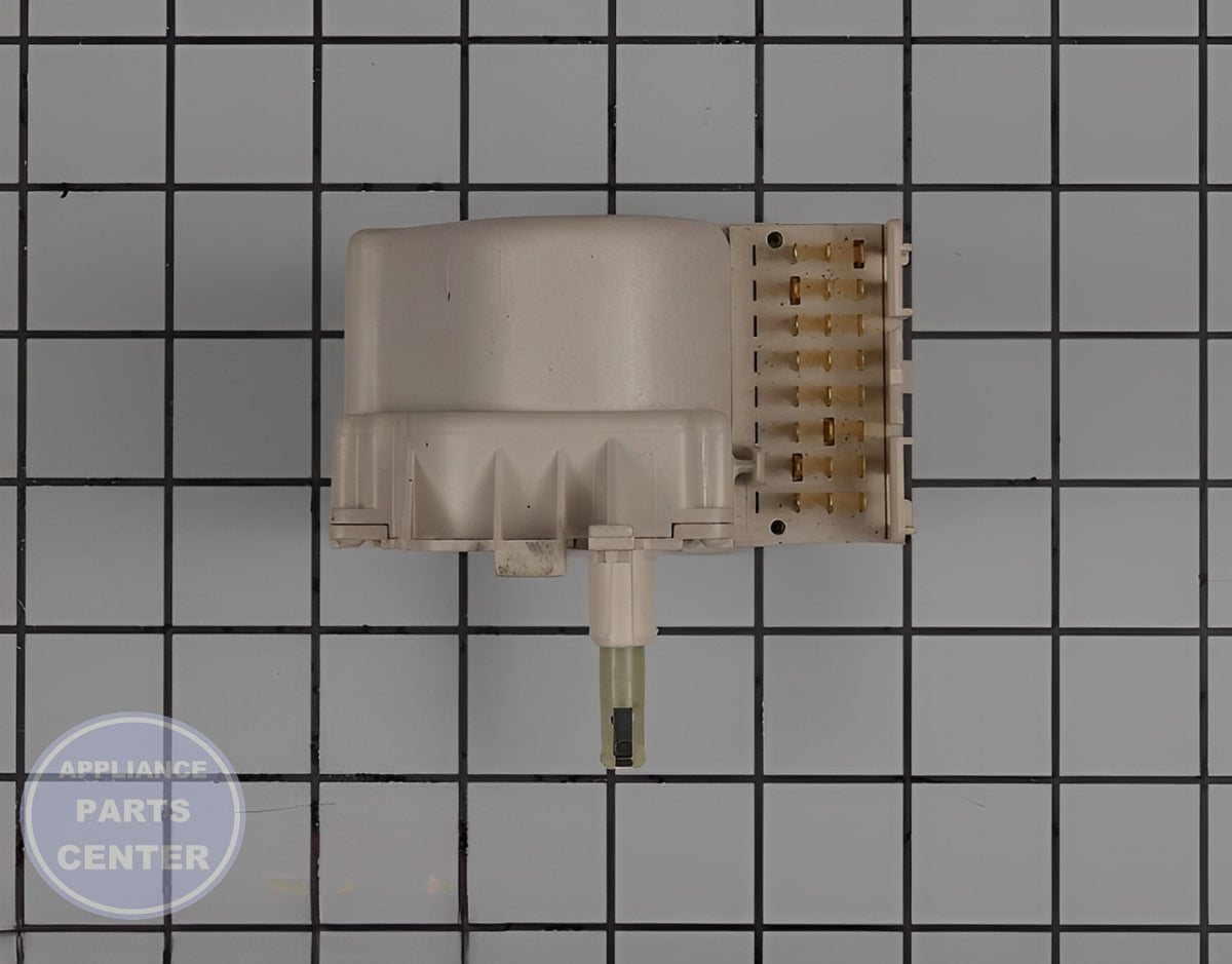 WHIRLPOOL TIMER WP3953321 - Installation in WPL Washing Machine showing key mounting points