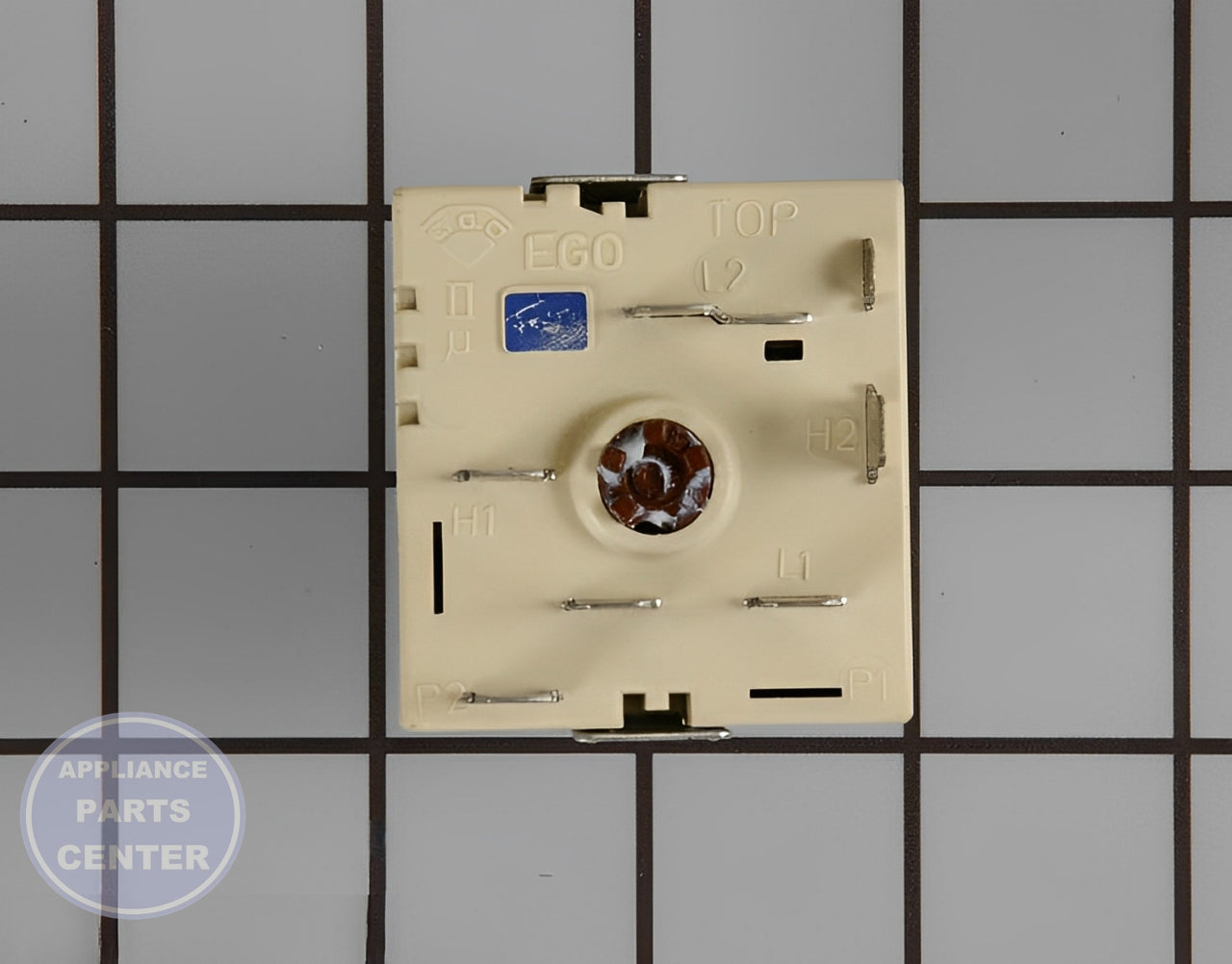 WHIRLPOOL INFINITE SWITCH ASSEMBLY (DUAL) WP74003122 - Detailed view of the dual switch for accurate cooking adjustments