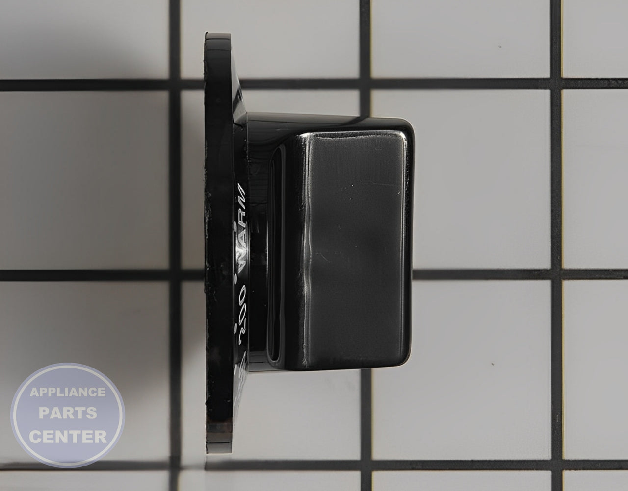 WHIRLPOOL KNOB WP74003280 - Detailed view of knob design
