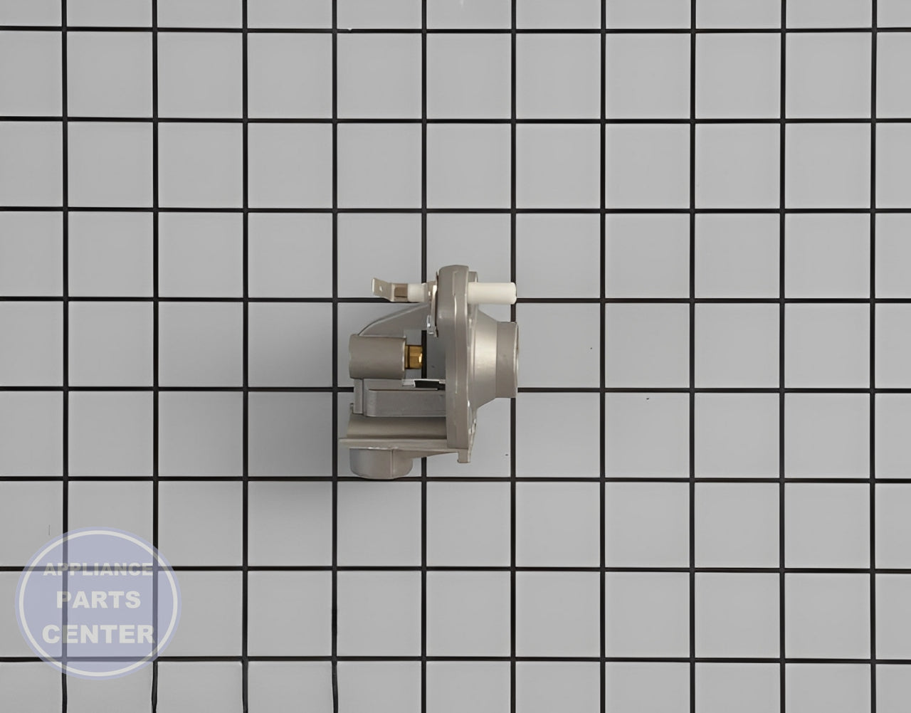 WHIRLPOOL ORIFICE HOLDER WP7527P021-60 - Installation in WPL Range model showing key mounting points