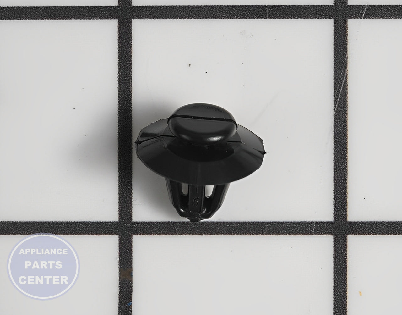WHIRLPOOL CLIP WP8183210 - Main view showing secure fastening for WPL models