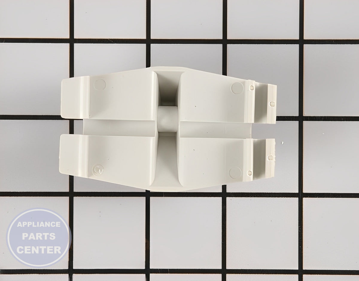 Tine Clip WP8268522 - Detailed view of the secure attachment mechanism
