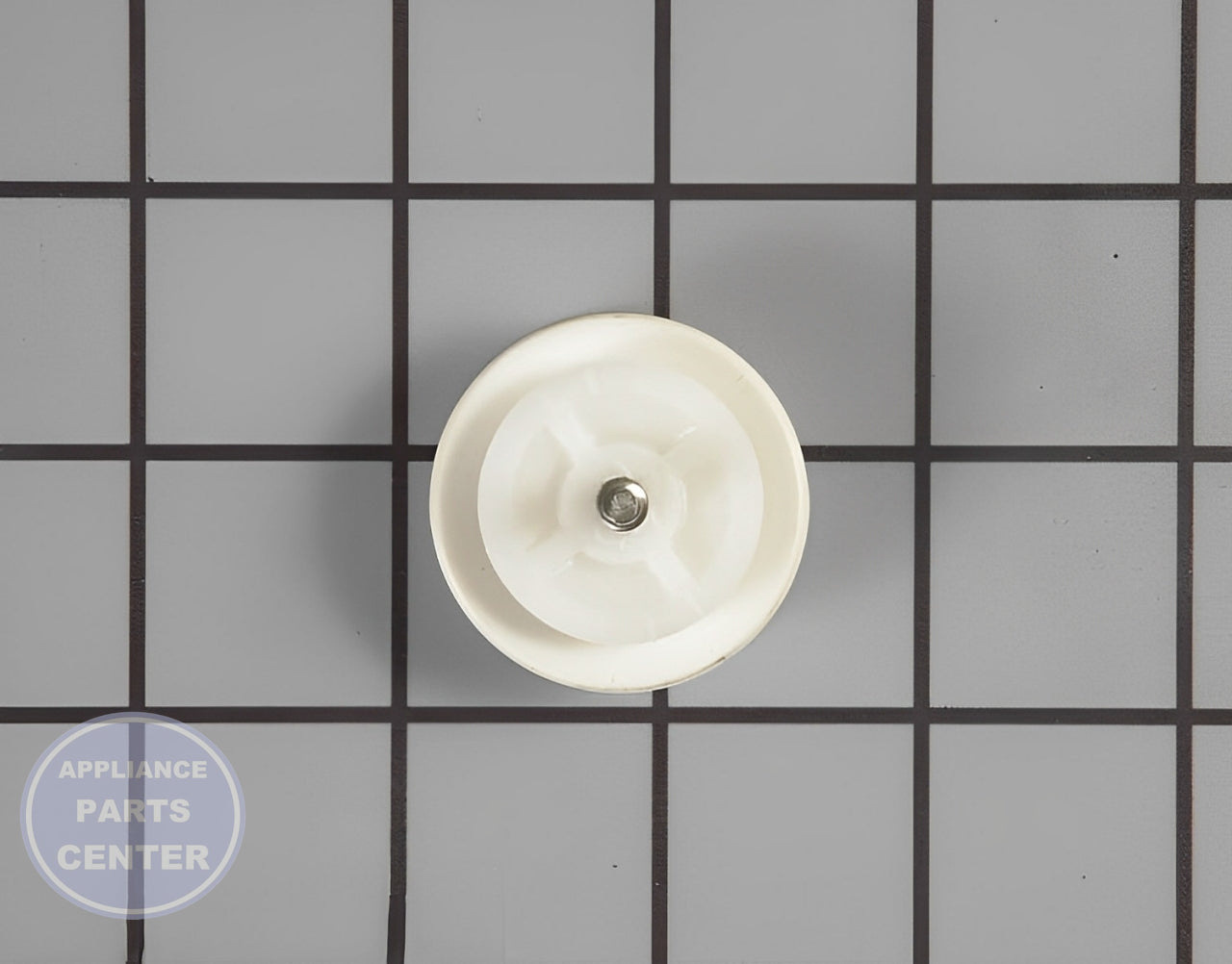 Dishrack Roller WP8528831 - Detailed view of Axle and Shaft design