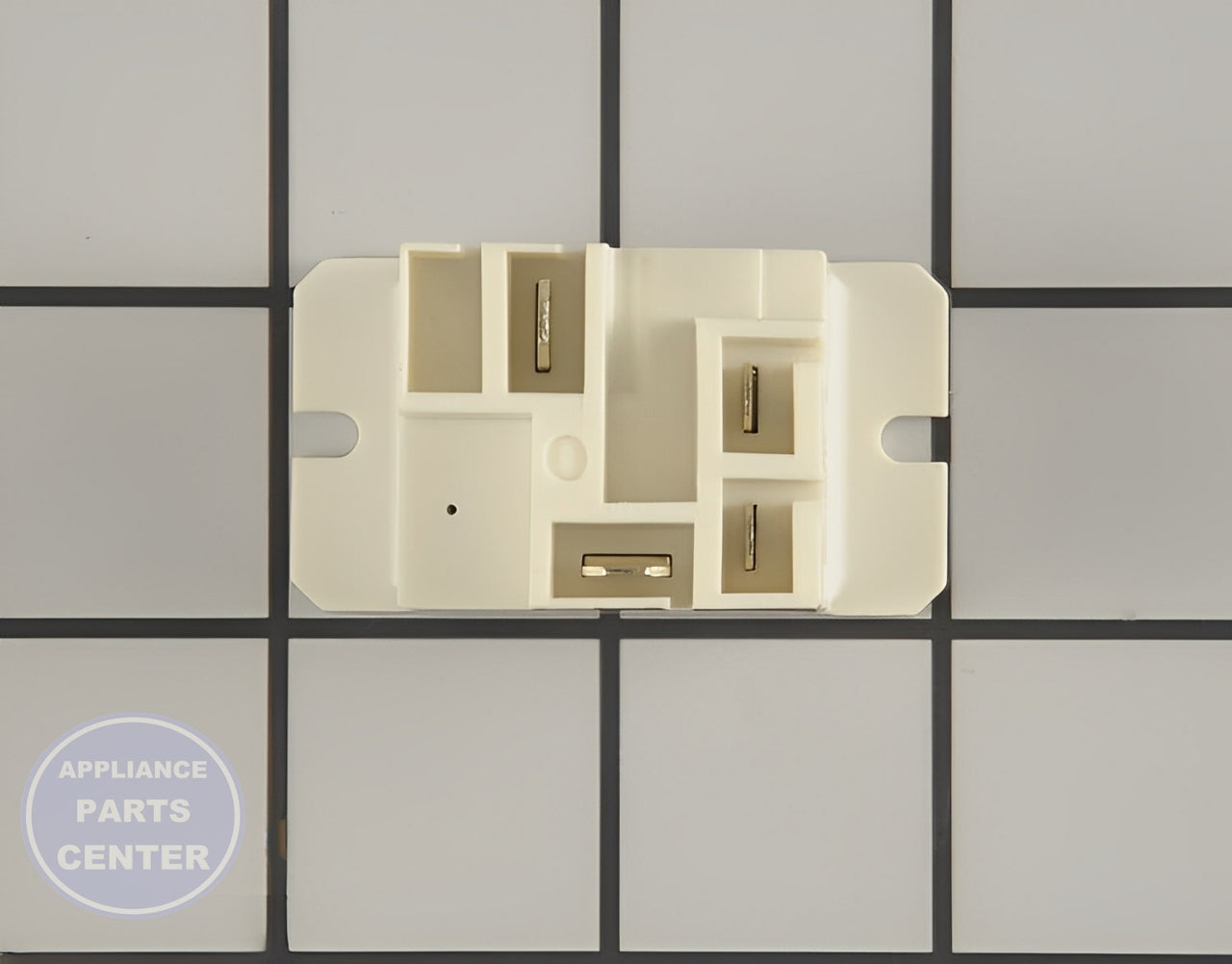 Relay WP8566493 - Detailed view of switch functionality