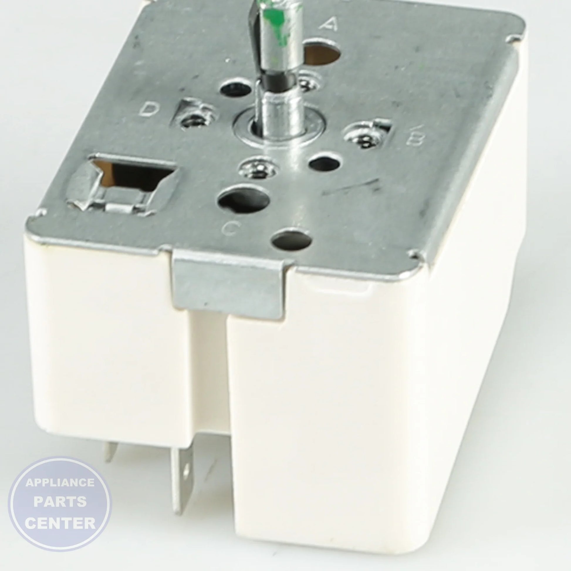 SWITCH-INF WP9750639 - Side view with 15A current capacity