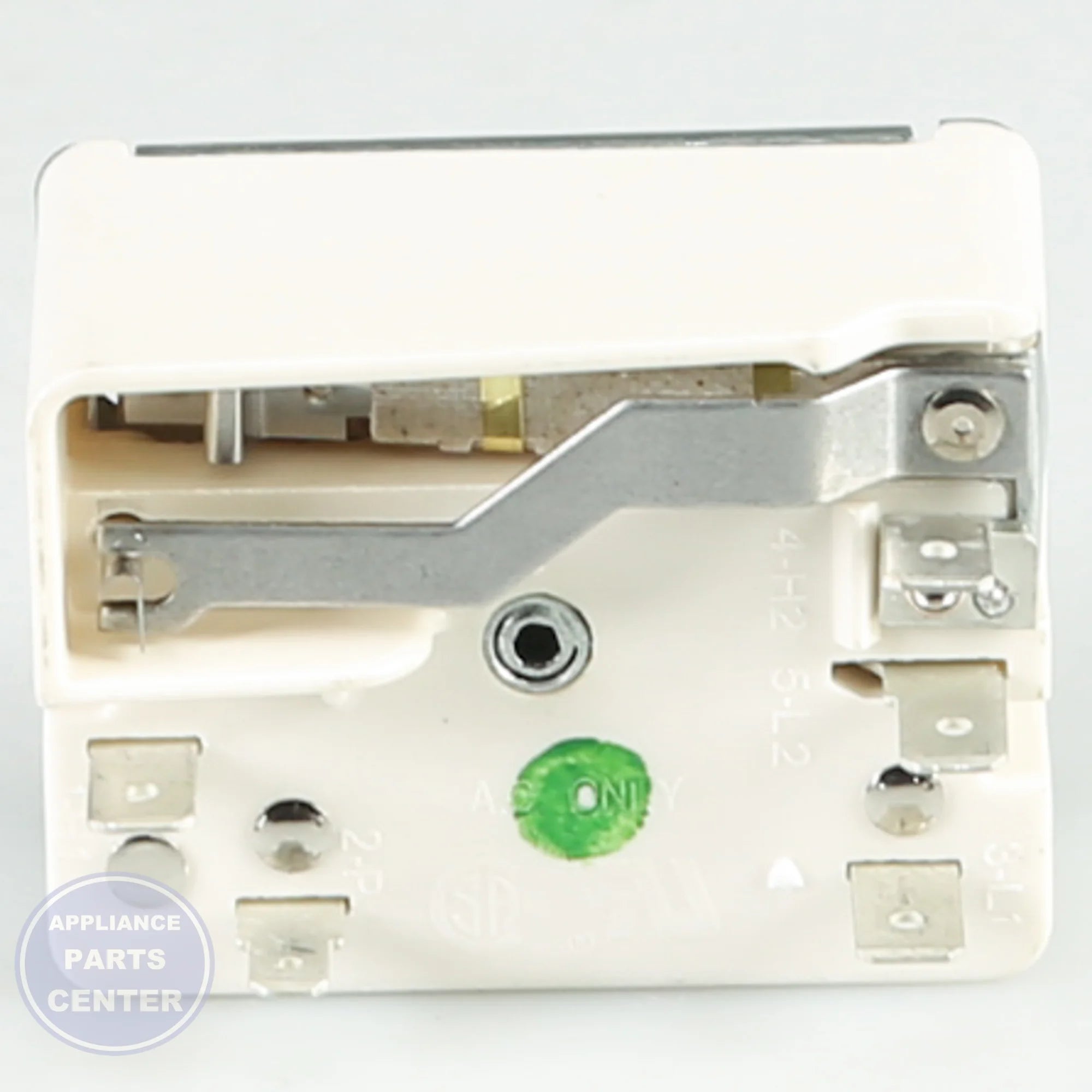 WPL SWITCH-INF WP9750639 - Installation in specific model showing mounting points