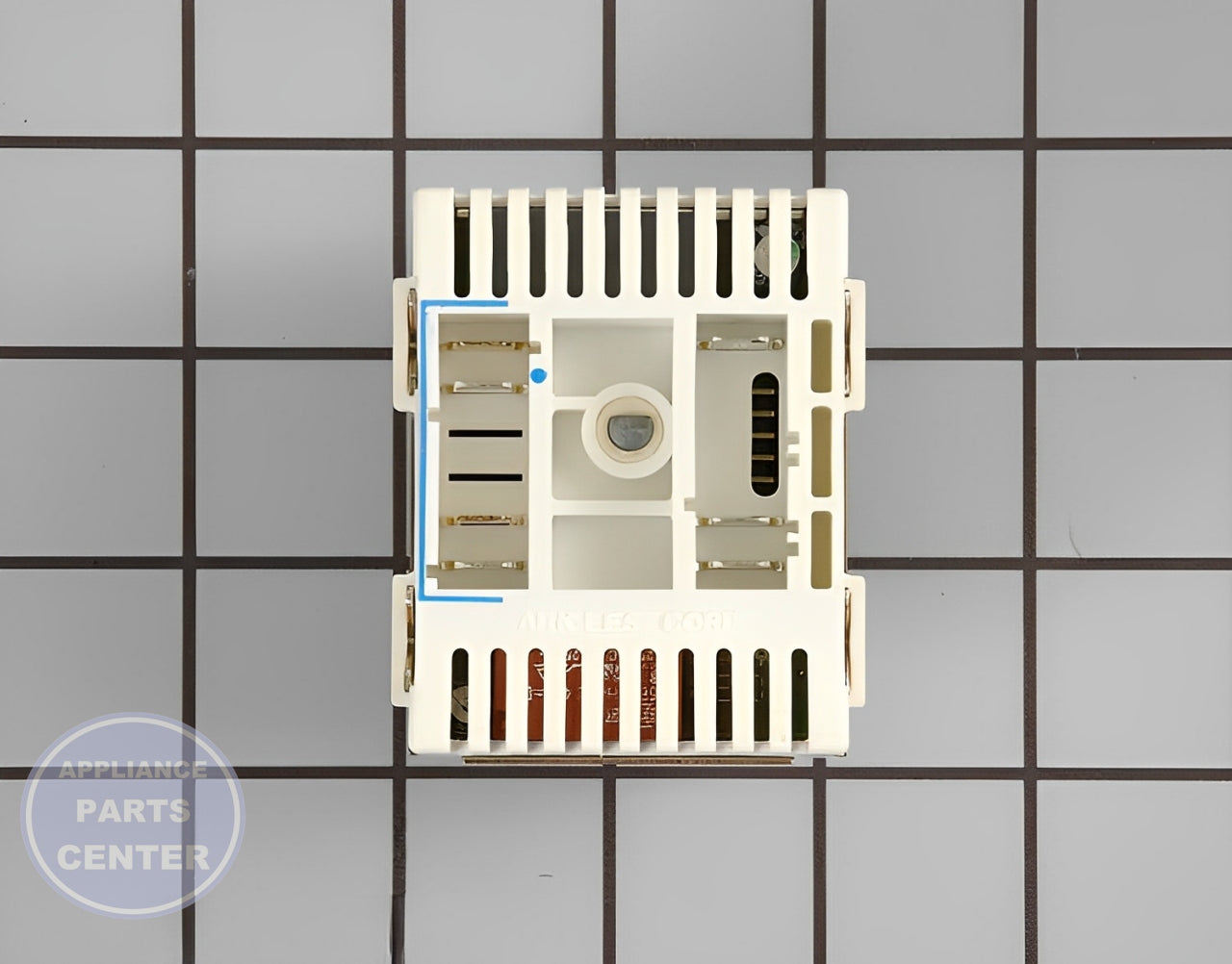 Surface Element Switch WP9763760 - Detailed view of the 15 amp capacity