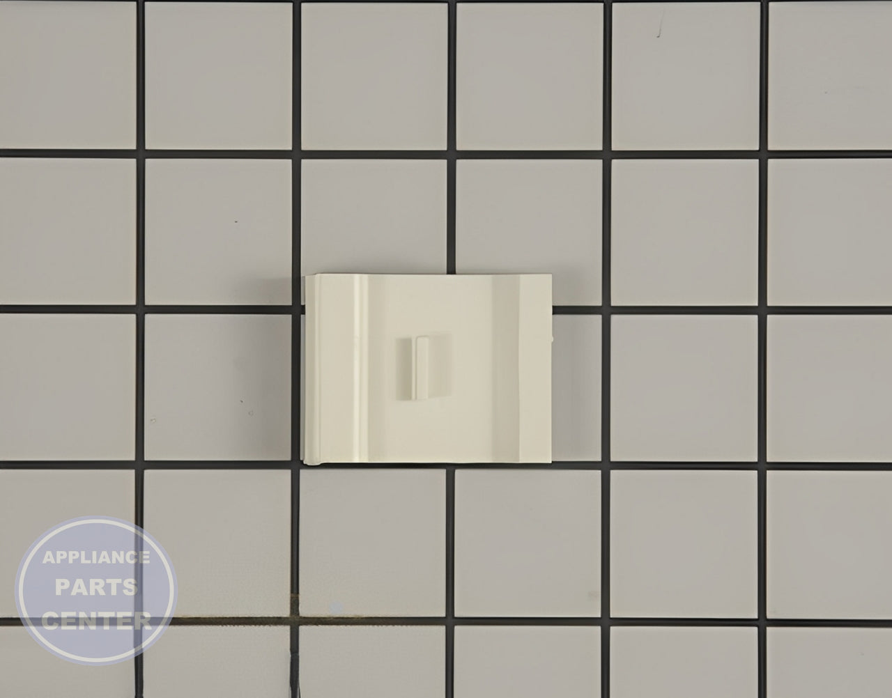 DOOR TRIM WP98010185 - Detailed view of durable Bracket & Flange