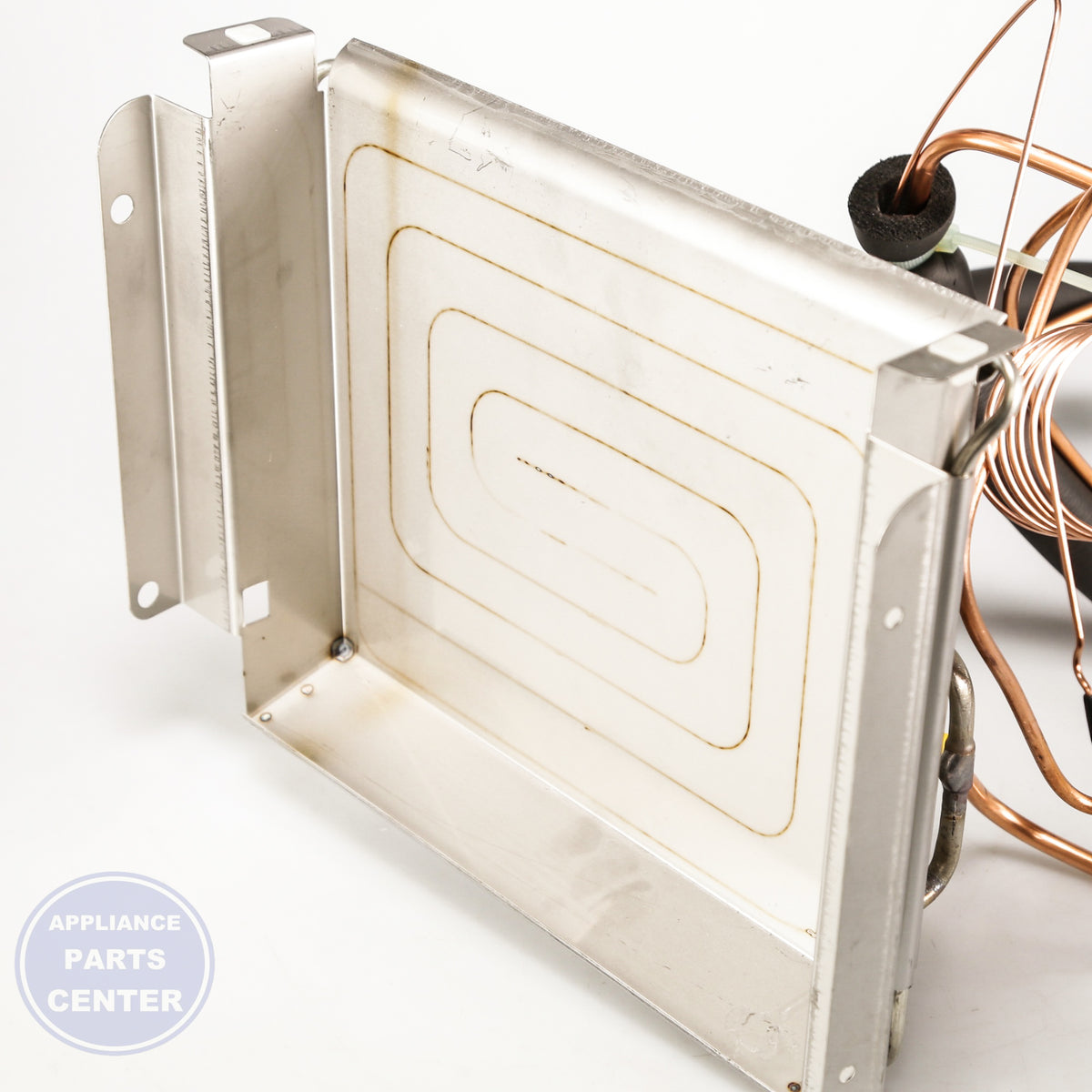 Whirlpool EVAPORATOR WPW10218037 - Installation in specific model showing key mounting points