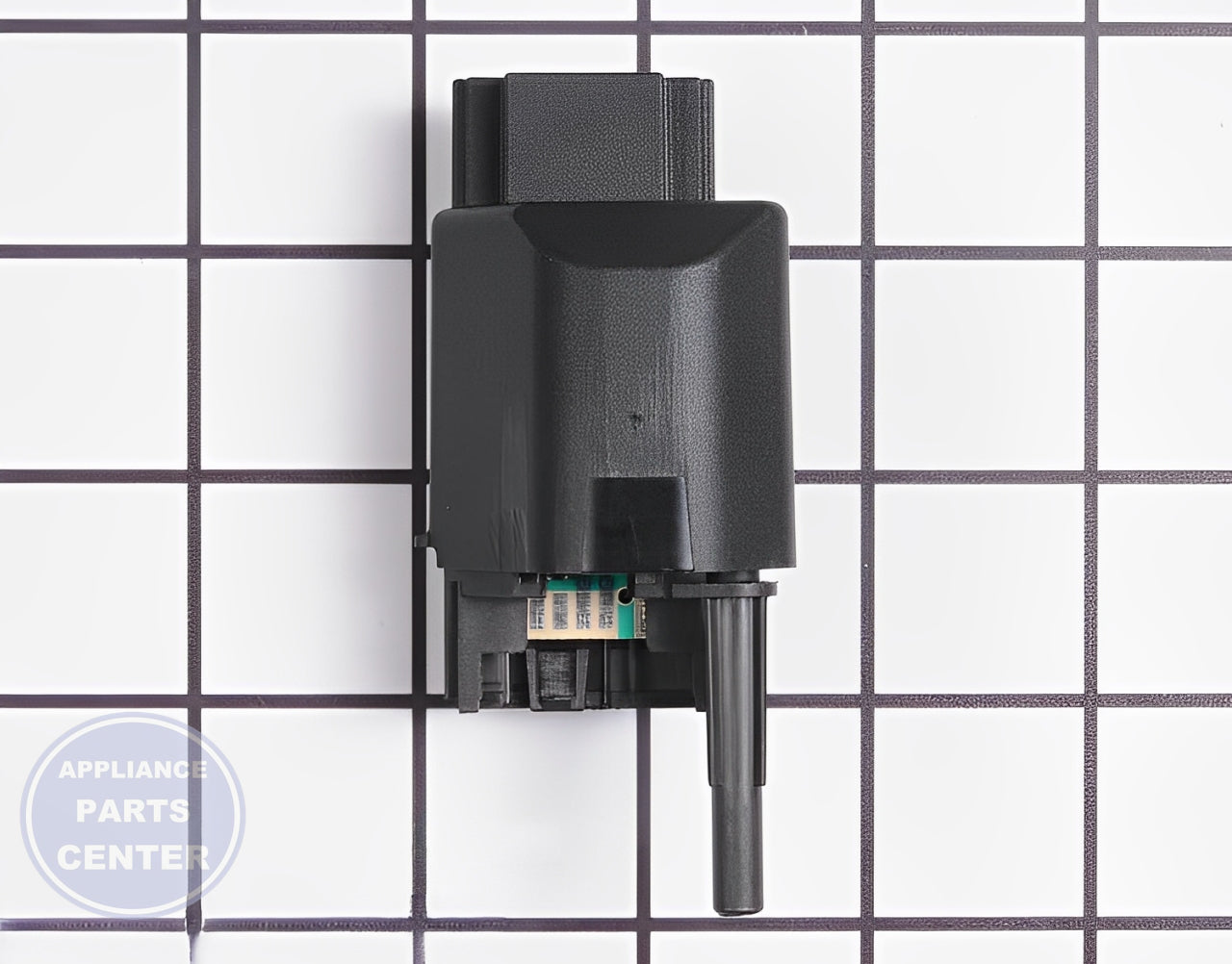 WHIRLPOOL WASHER WATER LEVEL SWITCH WPW10249845 - Main view showing water level control for Whirlpool Duet and Cabrio models
