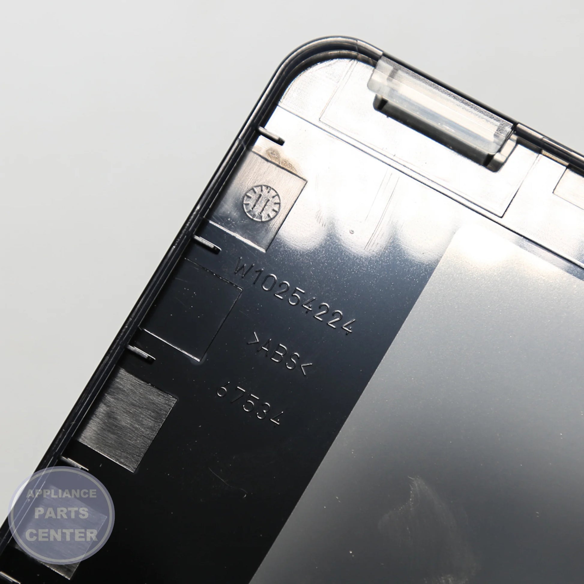 WPL ESCUTCHEON WPW10254285 - Installation in WPL model showing easy mounting points