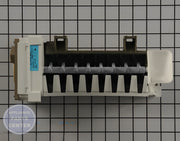 WHIRLPOOL ICE MAKER WPW10300024 - Main view showing continuous ice production for WPL Refrigerator