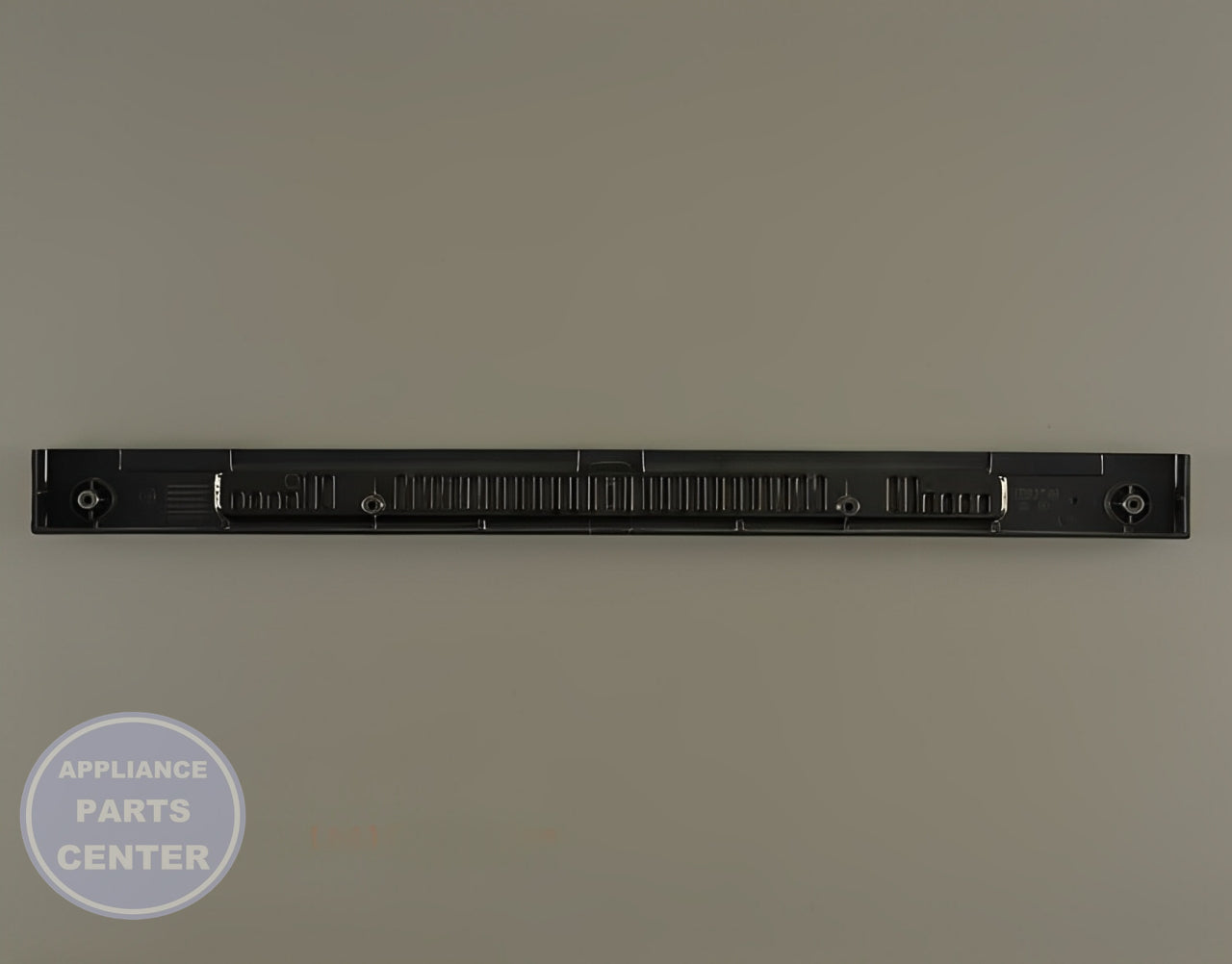 WHIRLPOOL AIR GRILLE WPW10310922 - Detailed view of kickplate dimensions