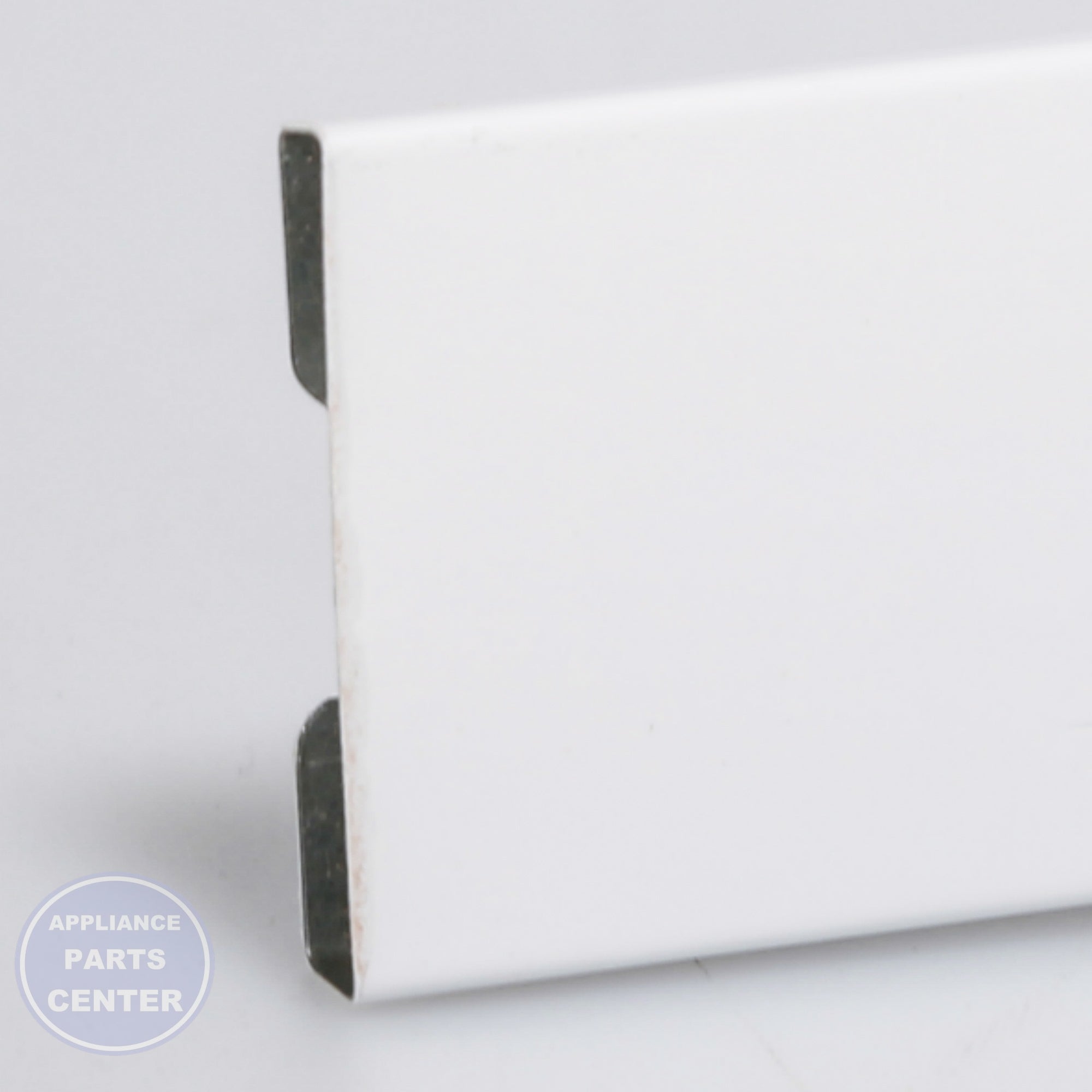 WPL TRIM-DOOR WPW10421484 - Installation in selected model showing key mounting points