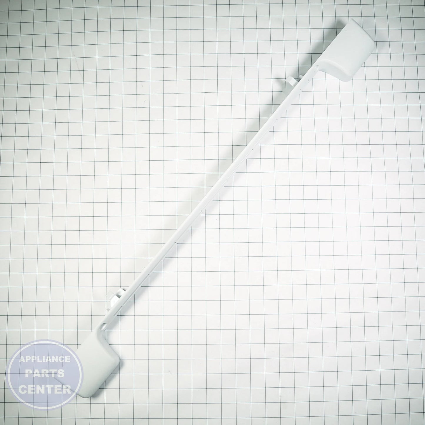 WPL GRILLE-FRT WPW10534161 - Installation in 12880102W model showing secure mounting points
