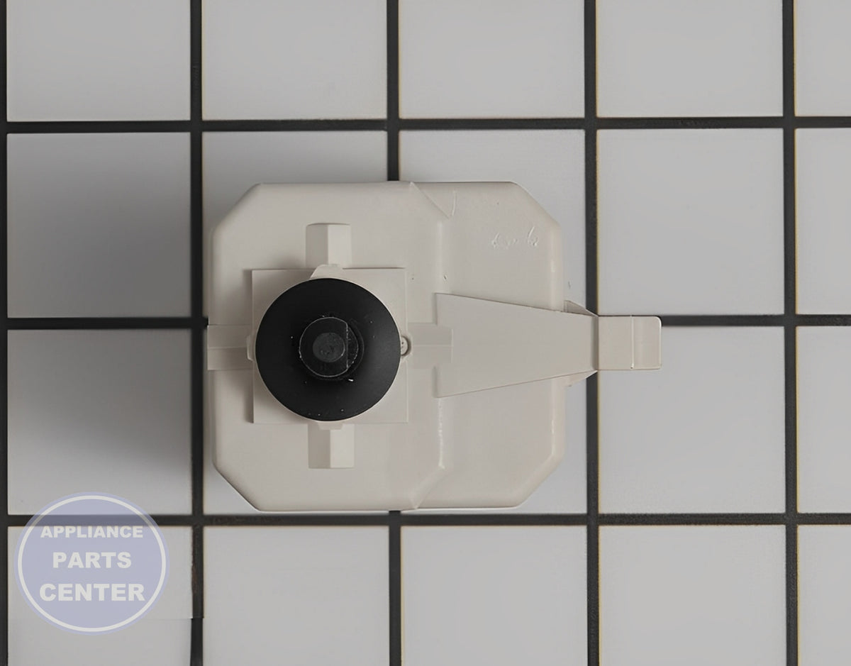 WHIRLPOOL RELAY ASSEMBLY WPW10563095 - Detailed view of the high-quality switch