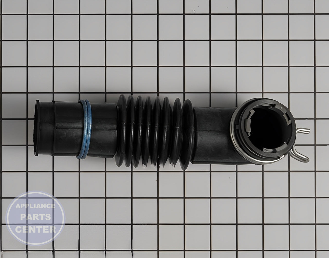 WHIRLPOOL HOSE WPW10568614 - Detailed view of reinforced materials for long-lasting performance