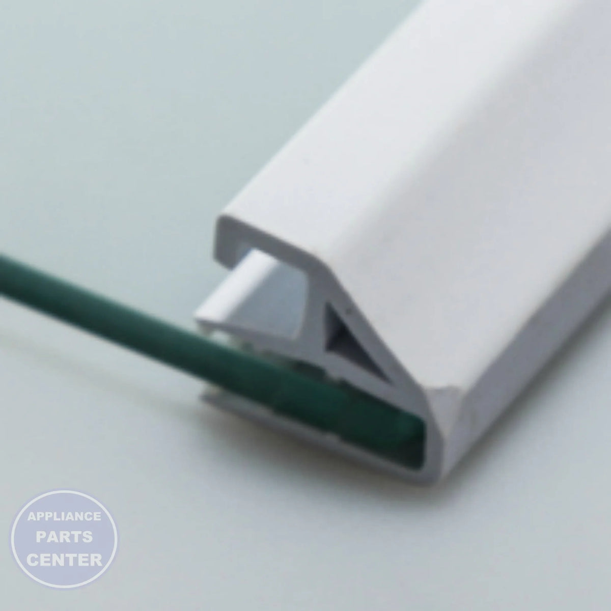 WPL SHELF-GLAS WPW10628707 - Installation in specific model showing key mounting points