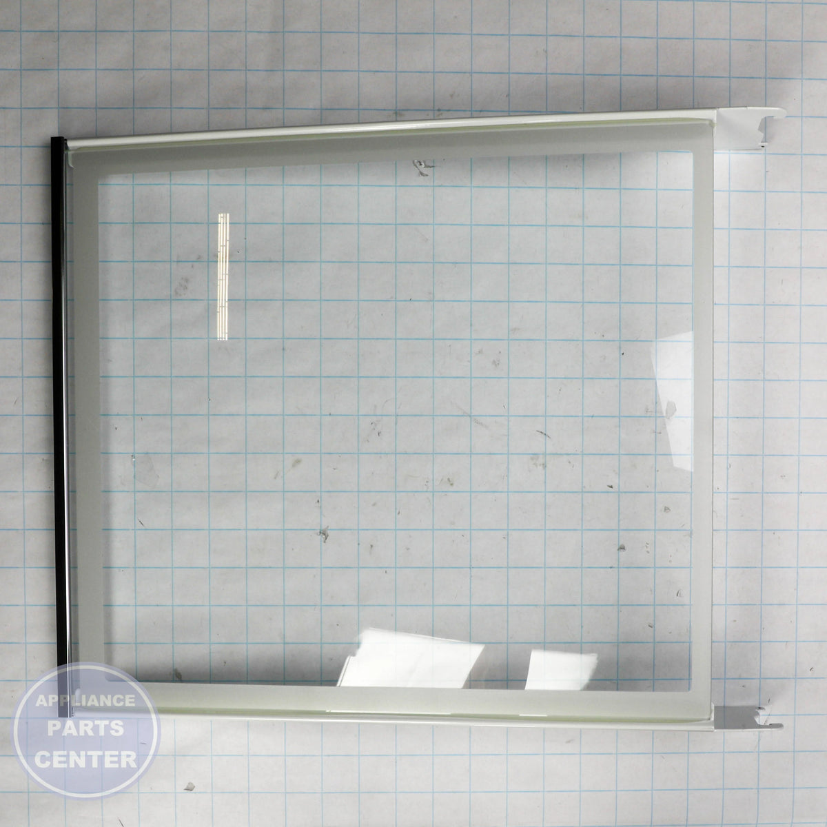 WPL SHELF-GLAS WPW10739590 - Installation in WPL model showcasing easy mounting points