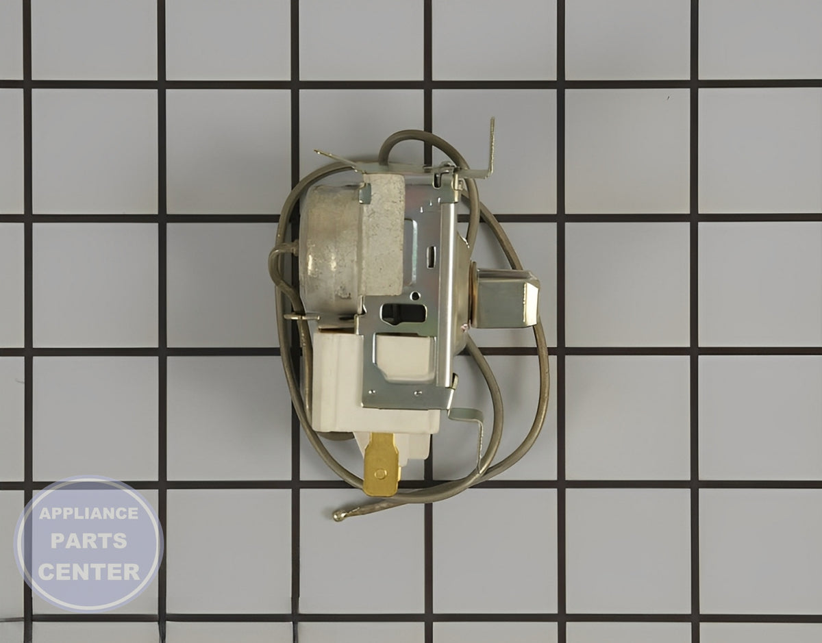 GE REFRIGERATOR COLD CONTROL TEMPERATURE THERMOSTAT WR09X20002 - Side view with precise measurements and specs