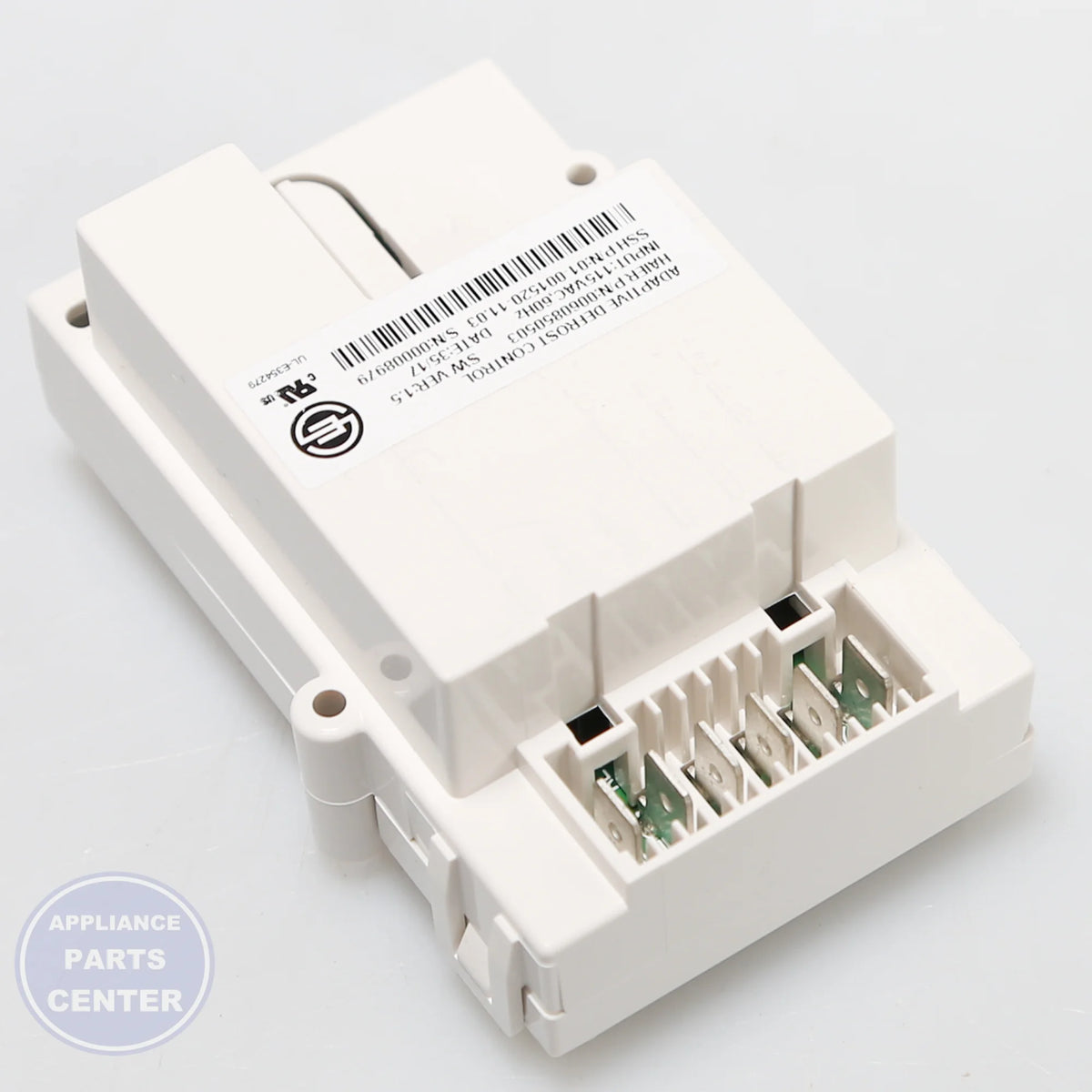REFRIGERATOR DEFROST CONTROL BOARD WR09X28646 - Detailed view of high-quality components