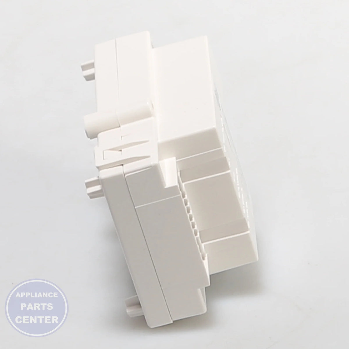 REFRIGERATOR DEFROST CONTROL BOARD WR09X28646 - Side view with precise dimensions