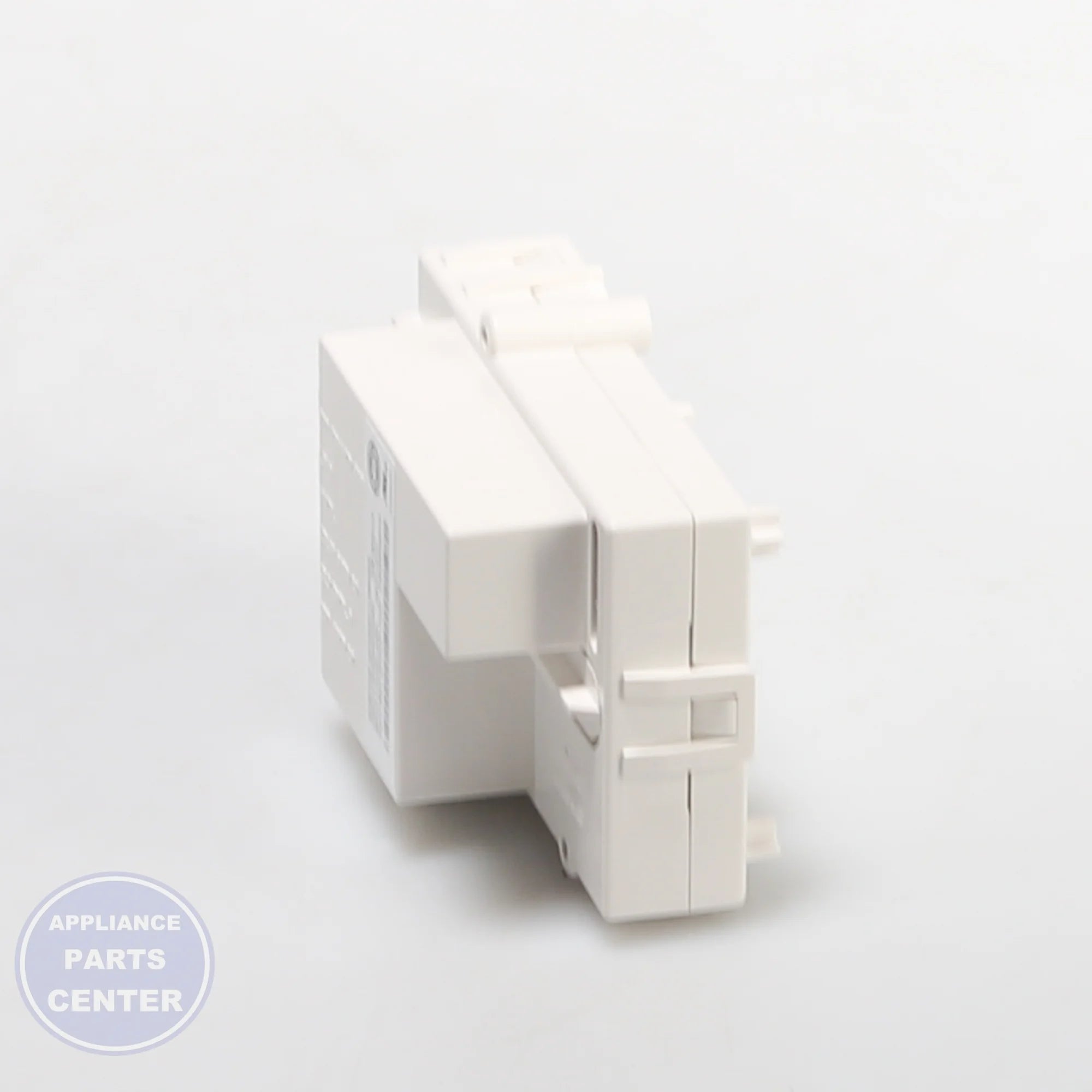 GEH REFRIGERATOR DEFROST CONTROL BOARD WR09X28646 - Installation in GEH model showcasing key mounting points