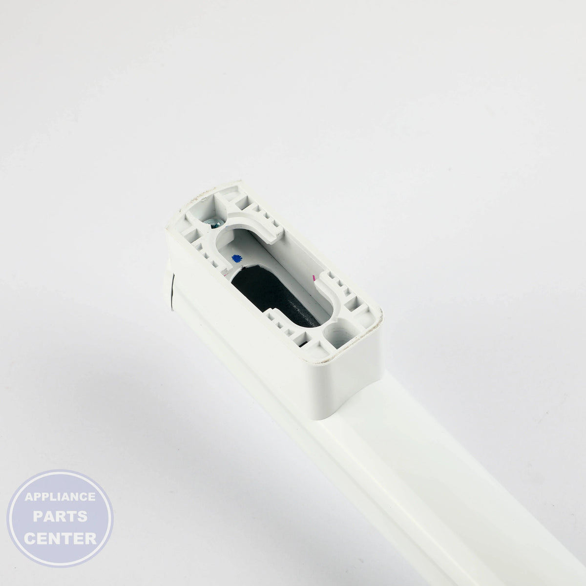 GEH WHITE FREEZER DOOR HANDLE WR12X34307 - Installation in GEH model showing key mounting points