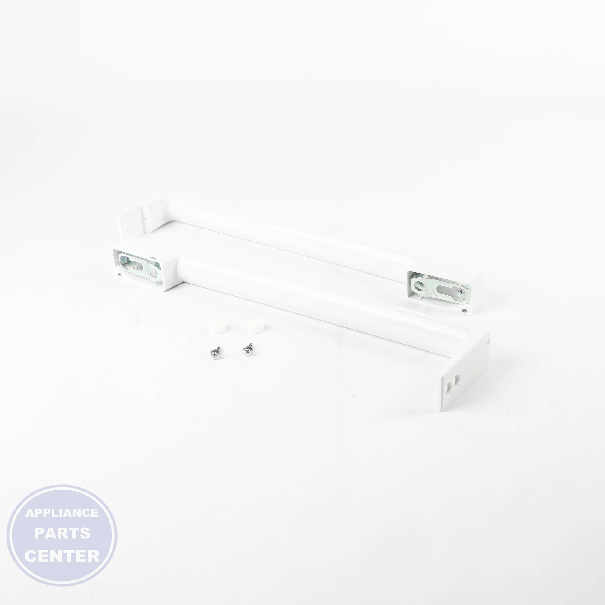 GEH SRV COMMON HANDLE WR12X48765 - Installation in GEH model showing precise mounting points