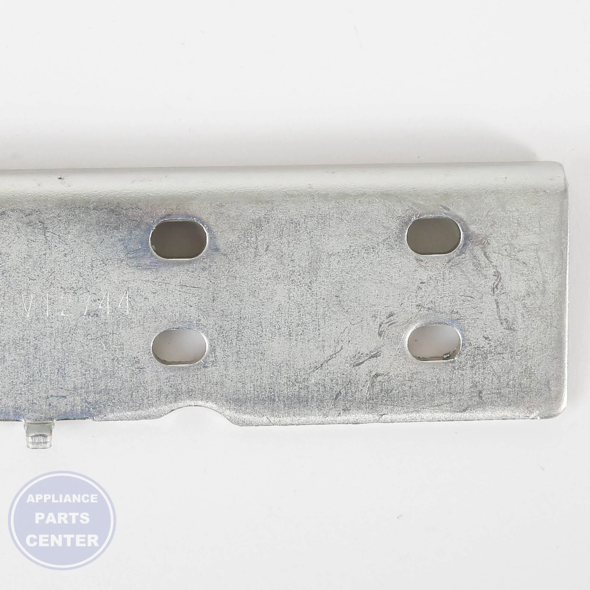 GEH BOTTOM HINGE LEFT WR13X29698 - Main view showing door support for GEH1234 and GEH5678