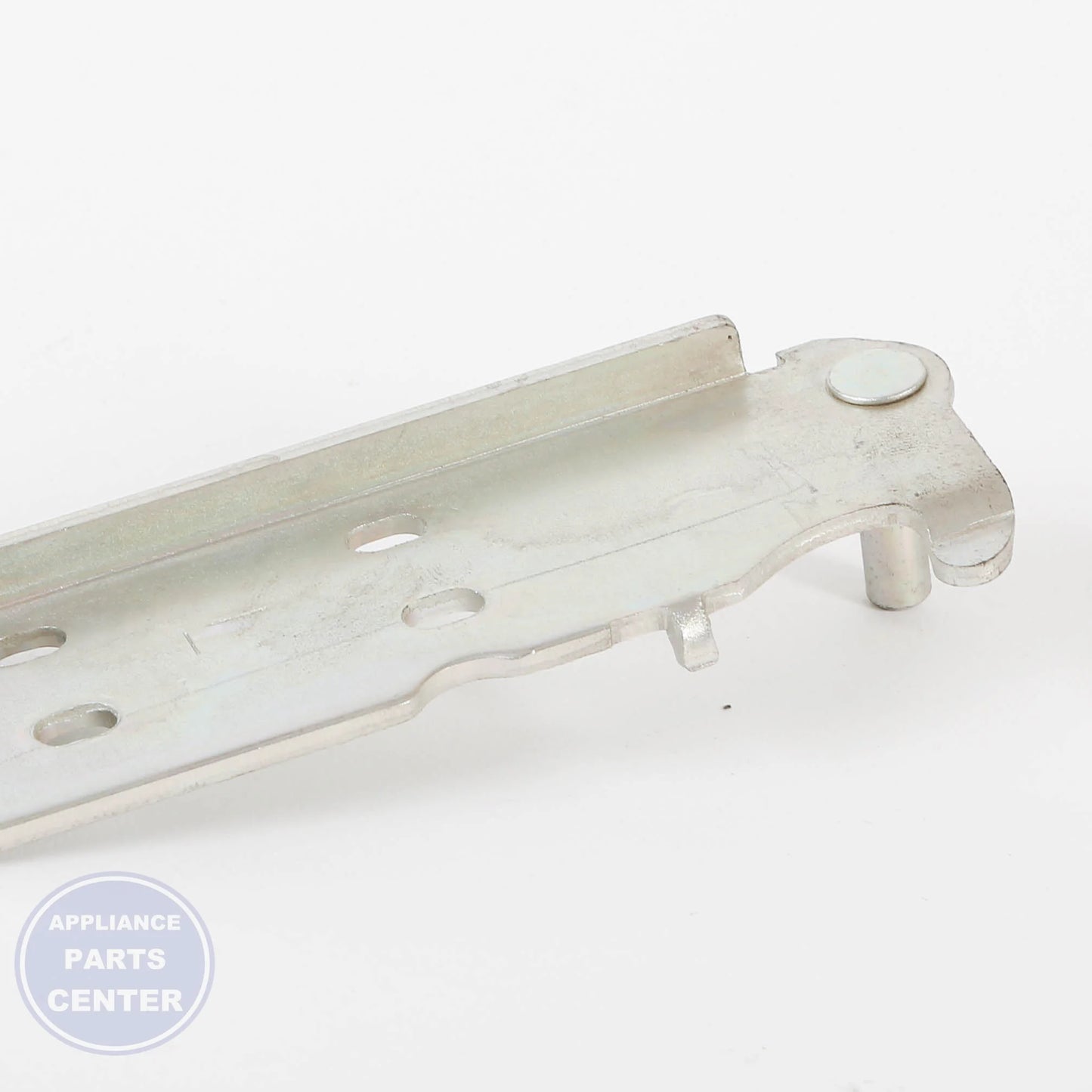 GEH BOTTOM HINGE LEFT WR13X29698 - Installation in GEH1234 showing mounting points