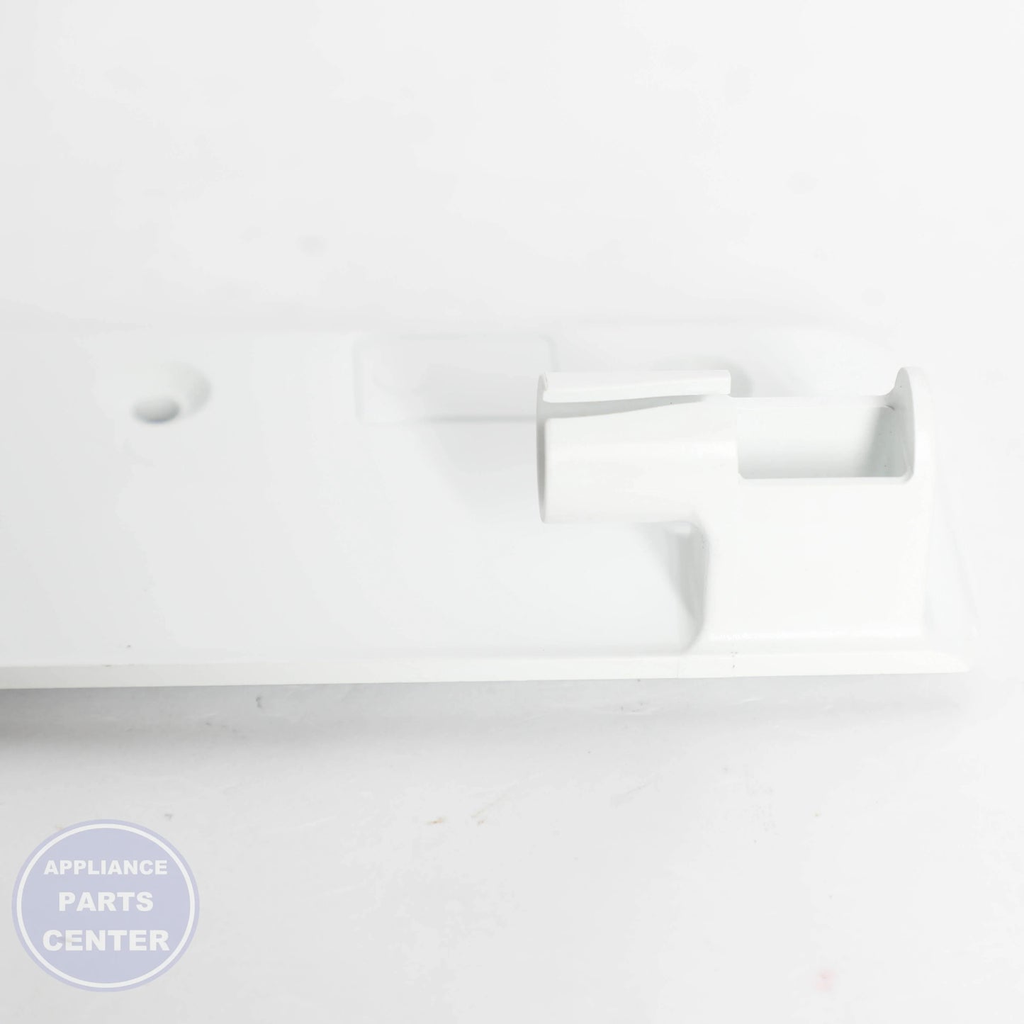 CENTER MULLION HINGE WR13X36887 - Detailed view of robust materials