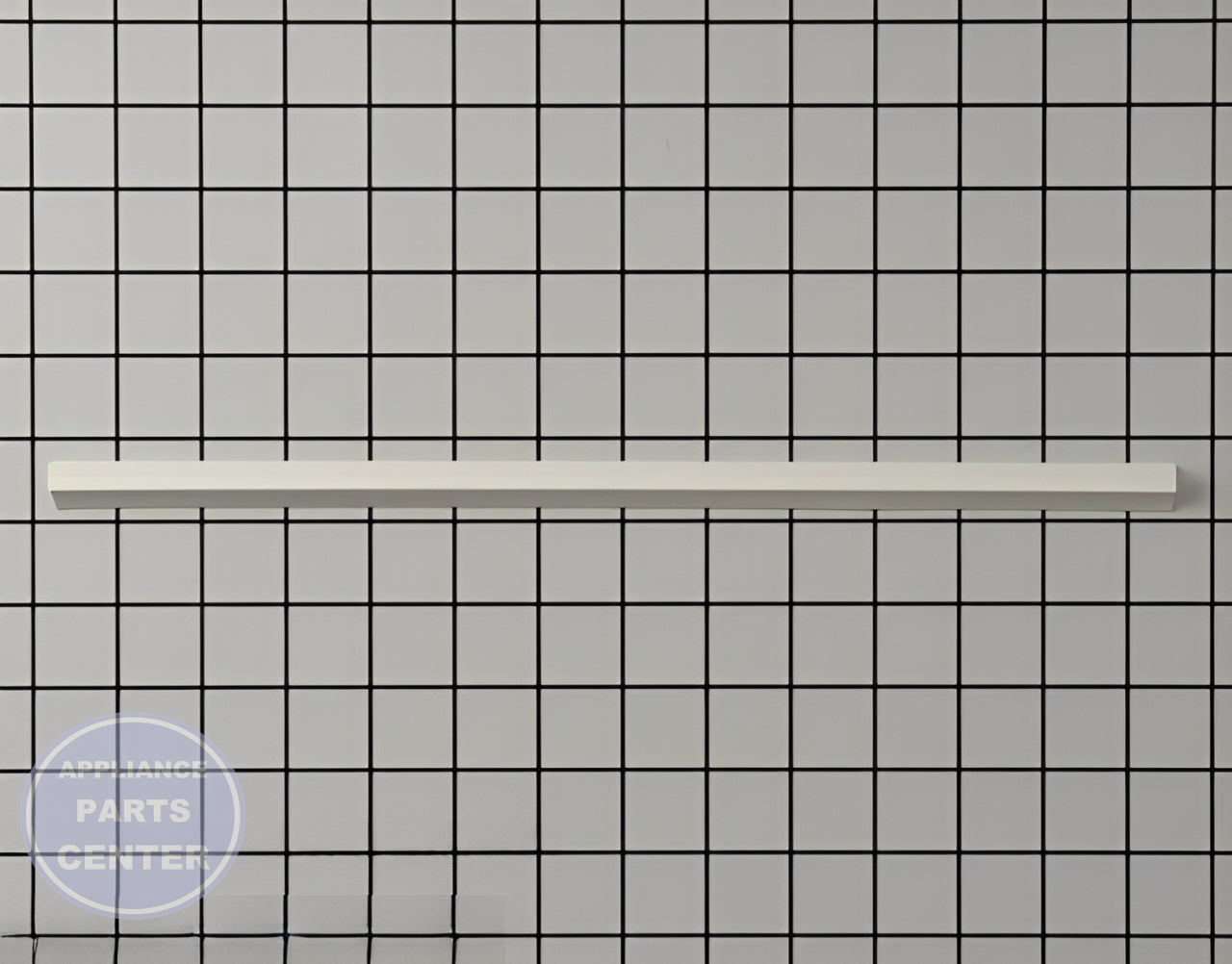 GEH WR14X10012 SEAL FRT VEG PAN GLASS - Main view showing tight seal for specific models