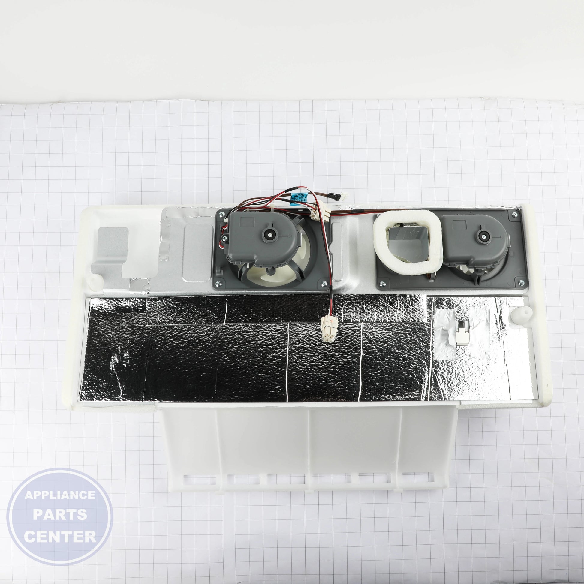GE ASM EVAP FAN FZ WR17X12467 - Installation in GEH model showcasing easy mounting points
