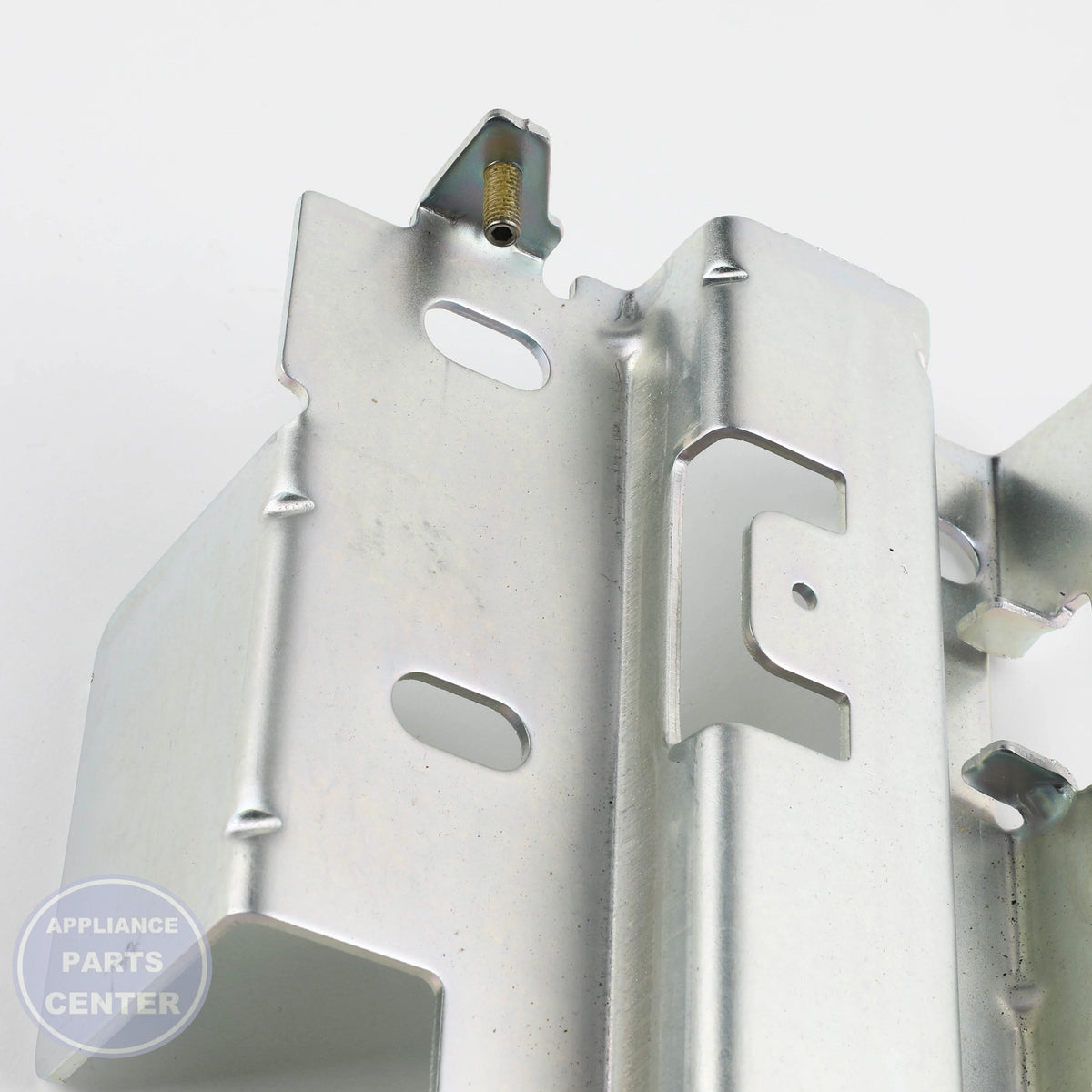GEH SLIDE BRACKET ASM RH WR17X13144 - Installation in WR17X13050 model showing easy mounting points