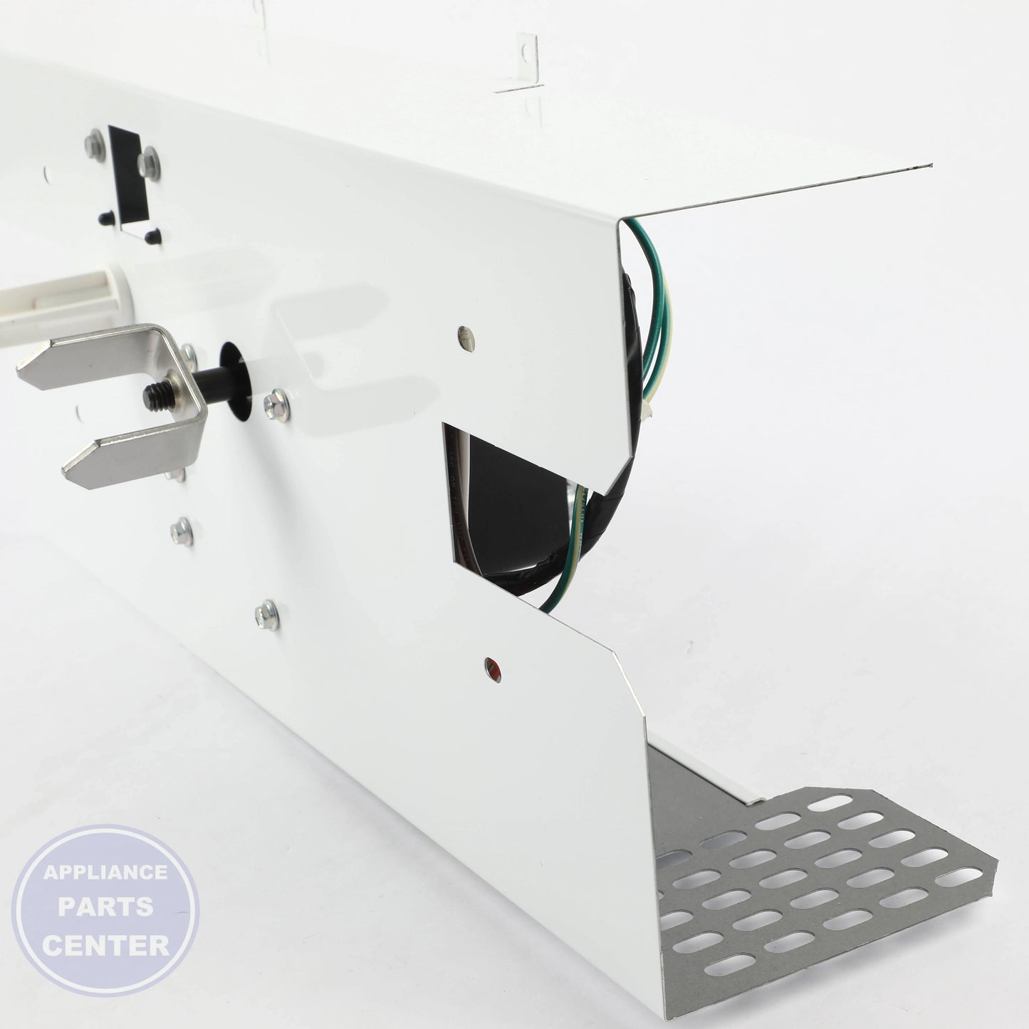GEH AUGER MOTOR ASSEMBLY 48 WR17X29747 - Installation in GEH model showcasing key mounting points