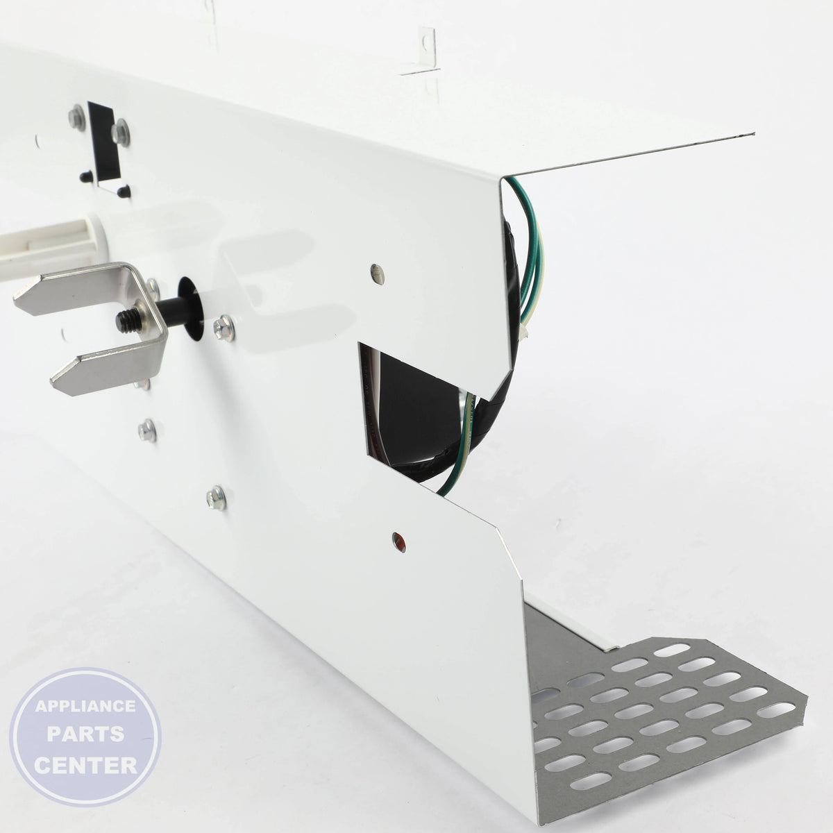 GEH AUGER MOTOR ASSEMBLY 48 WR17X29747 - Installation in GEH model showcasing key mounting points