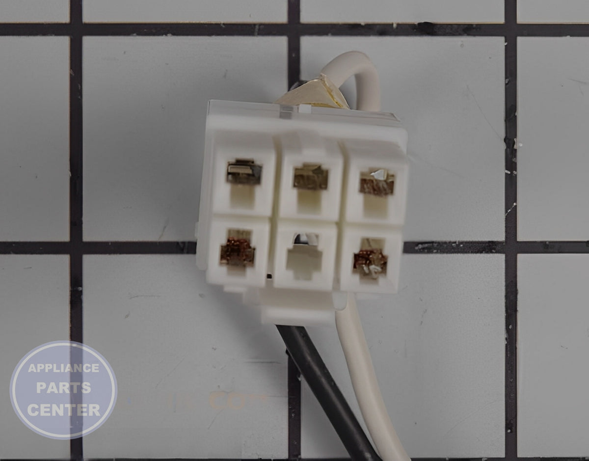 Power Cord WR23X24389 - Detailed view of 125V voltage capacity