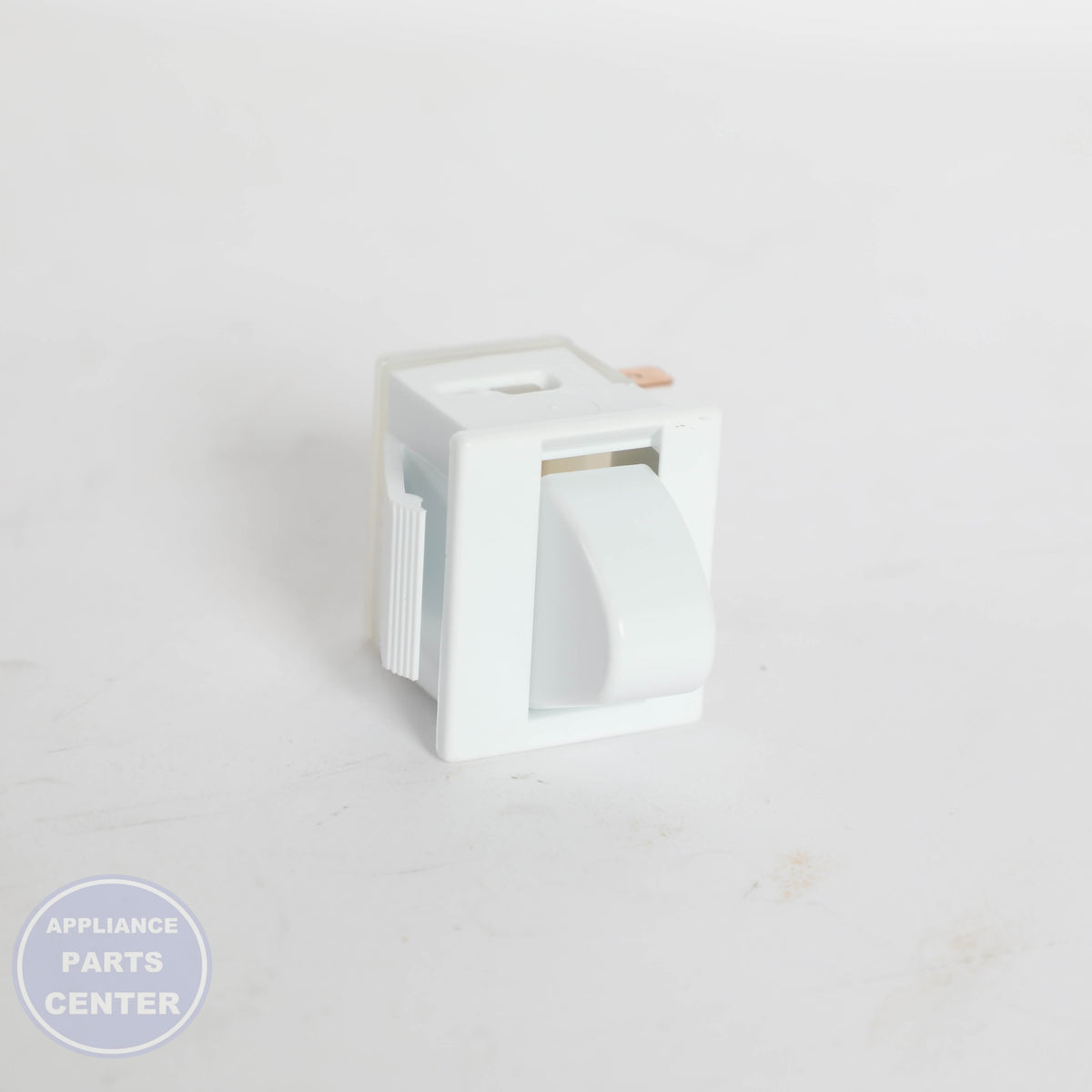 LIGHT SWITCH WR23X37285 - Detailed view of reliable functionality