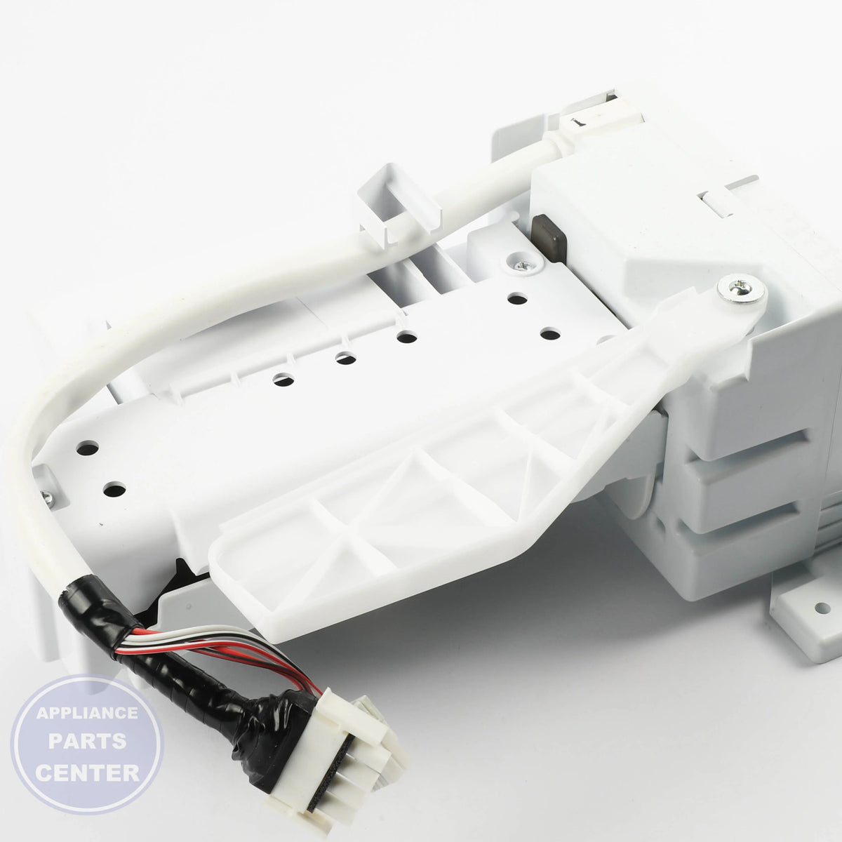 GEH WR29X44279 SMALL CUBE ICEMAKER - Detailed view of efficient ice production