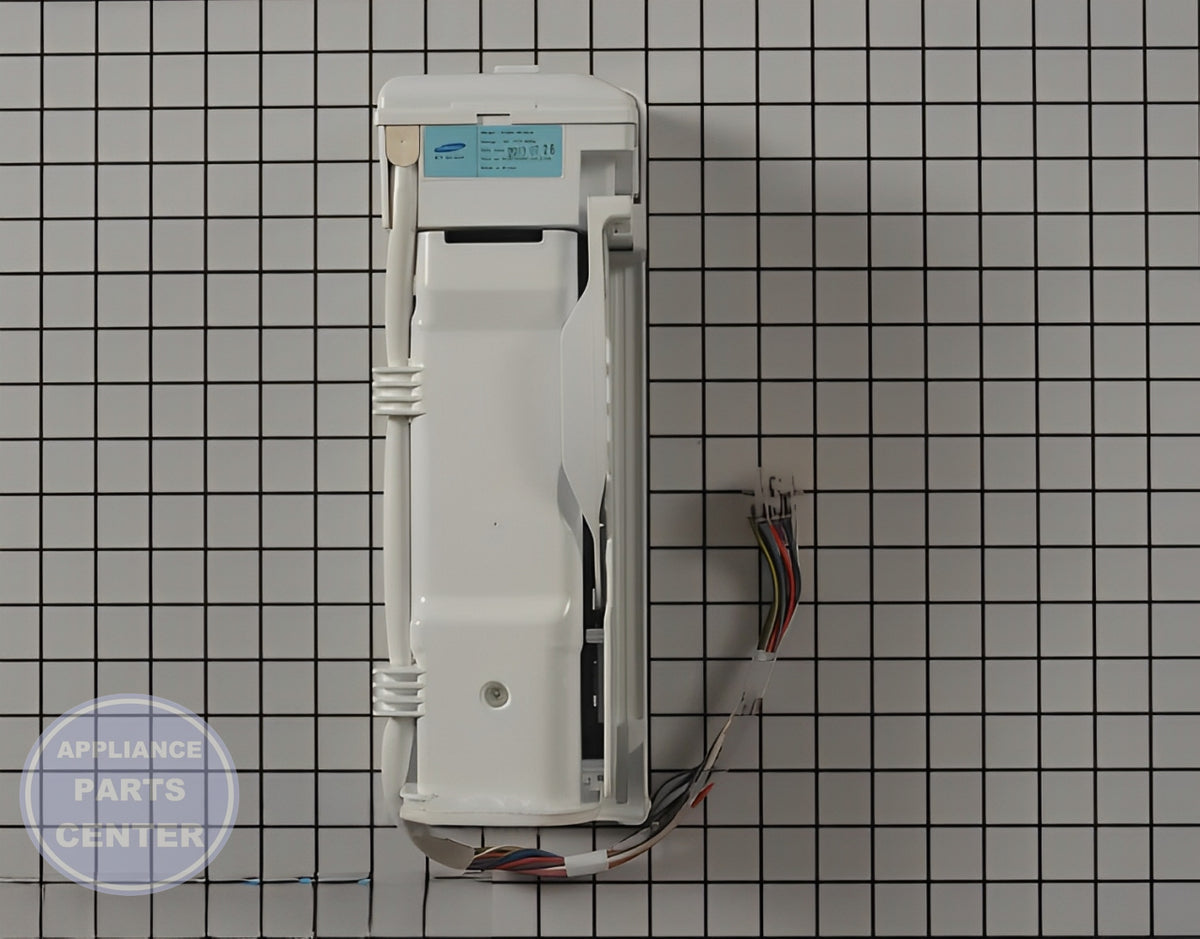 GE REFRIGERATOR ICE MAKER WR30X10131 - Detailed view of ice maker technical details