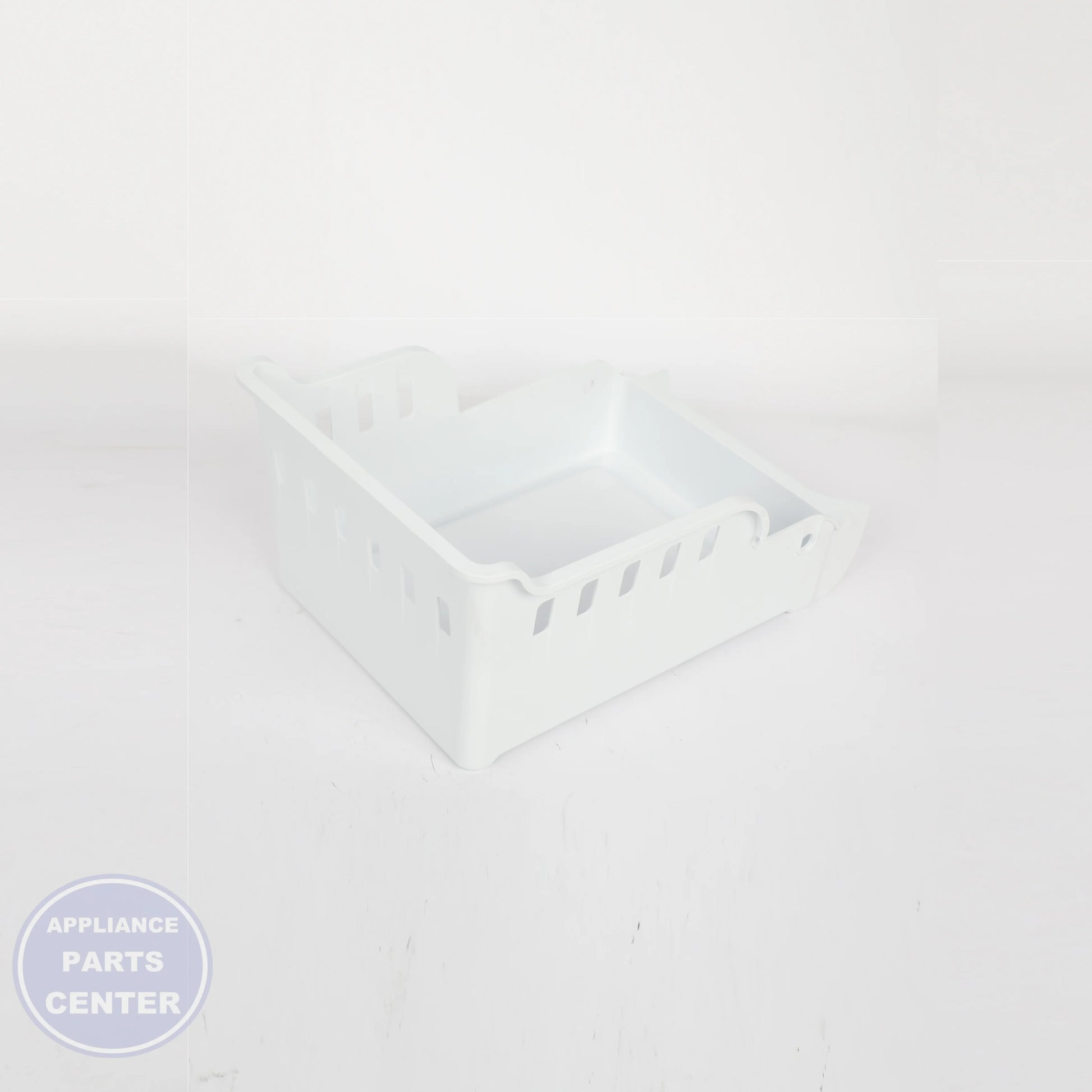 BUCKET ICE ASM WR30X23327 - Detailed view of ice bucket measurements