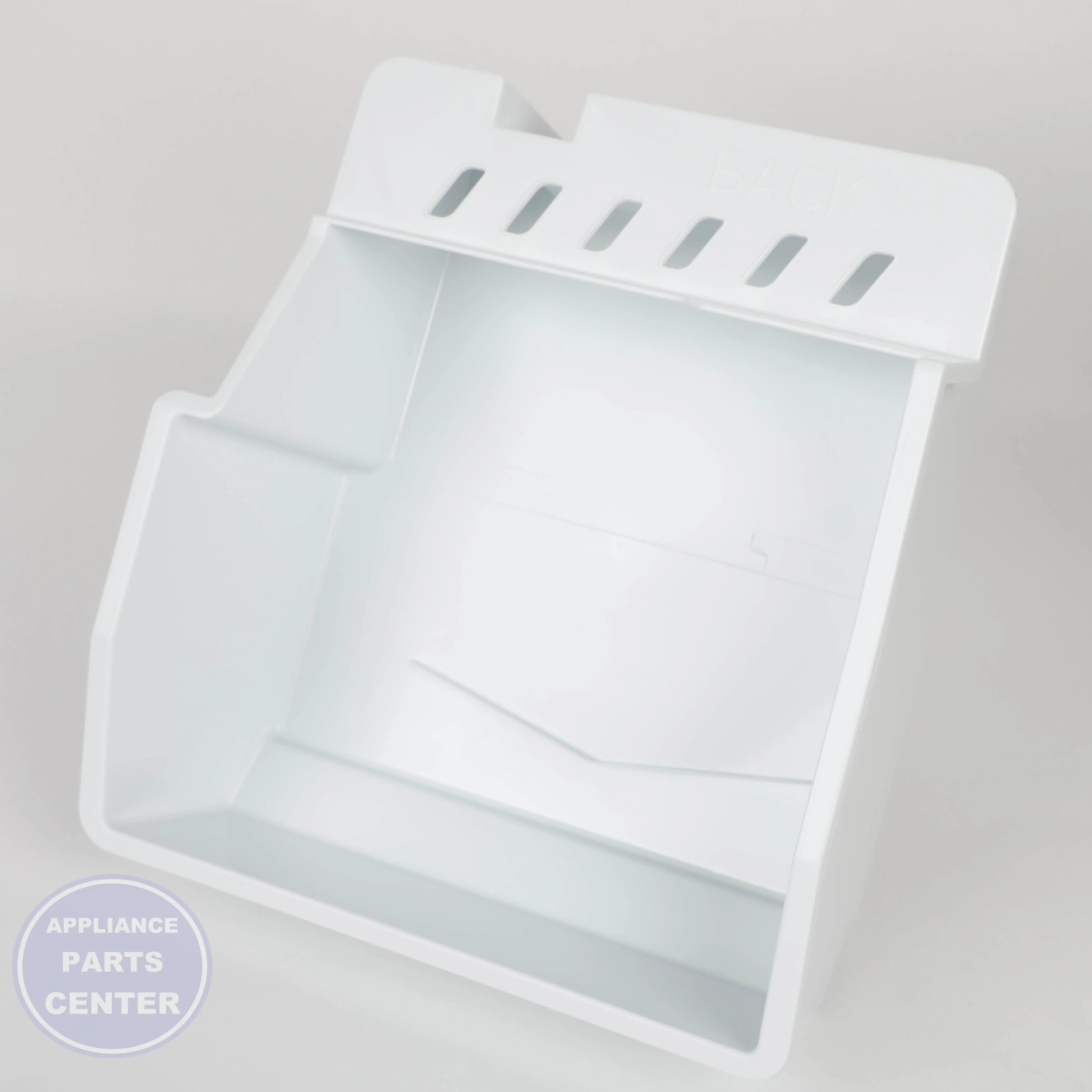 GEH FREEZER ICE BUCKET WR30X29585 - Main view showing secure ice storage for GEH models